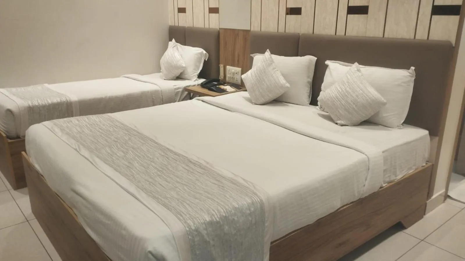 Bed in Hotel Annapoorna Residency