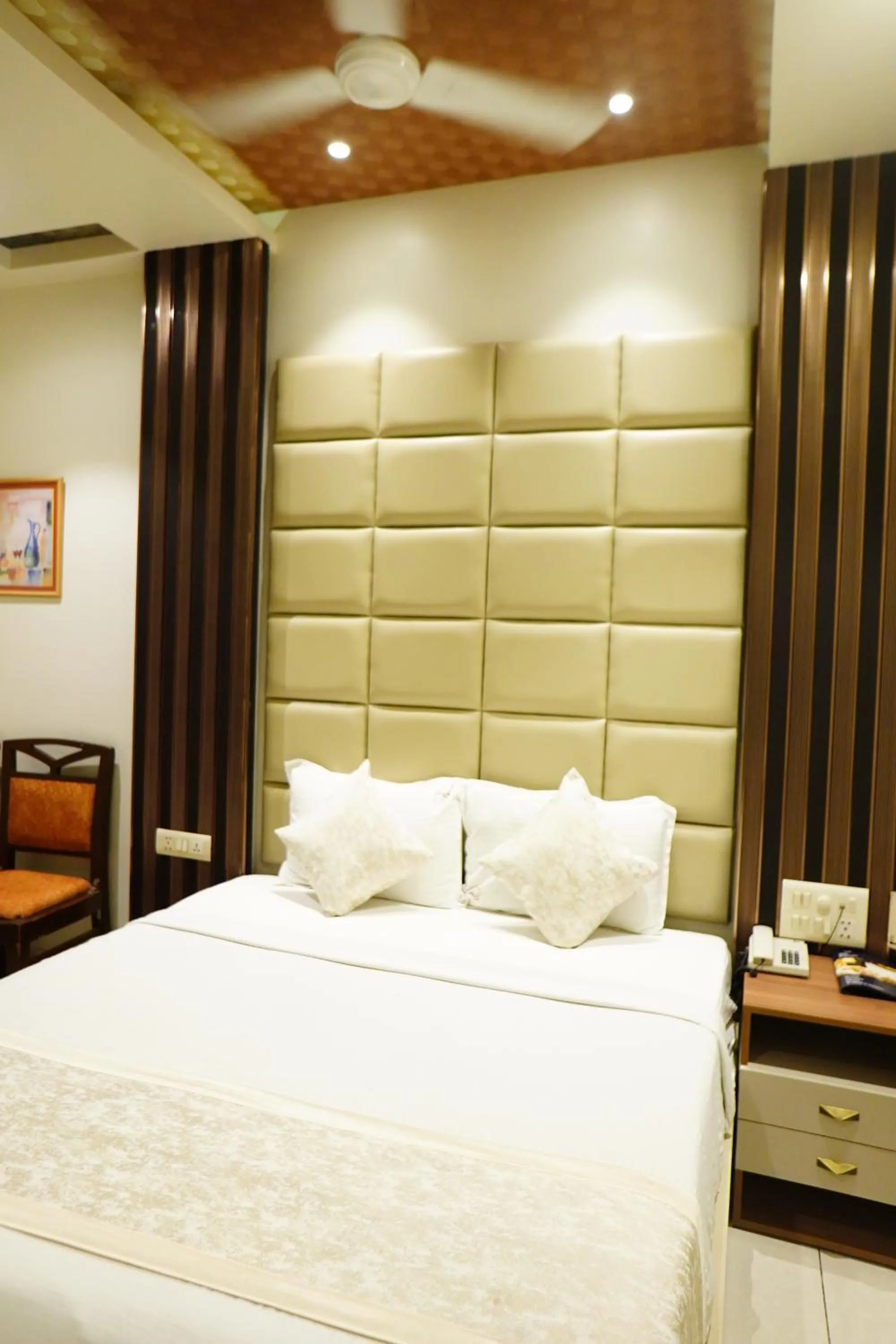 Bed in Hotel Annapoorna Residency