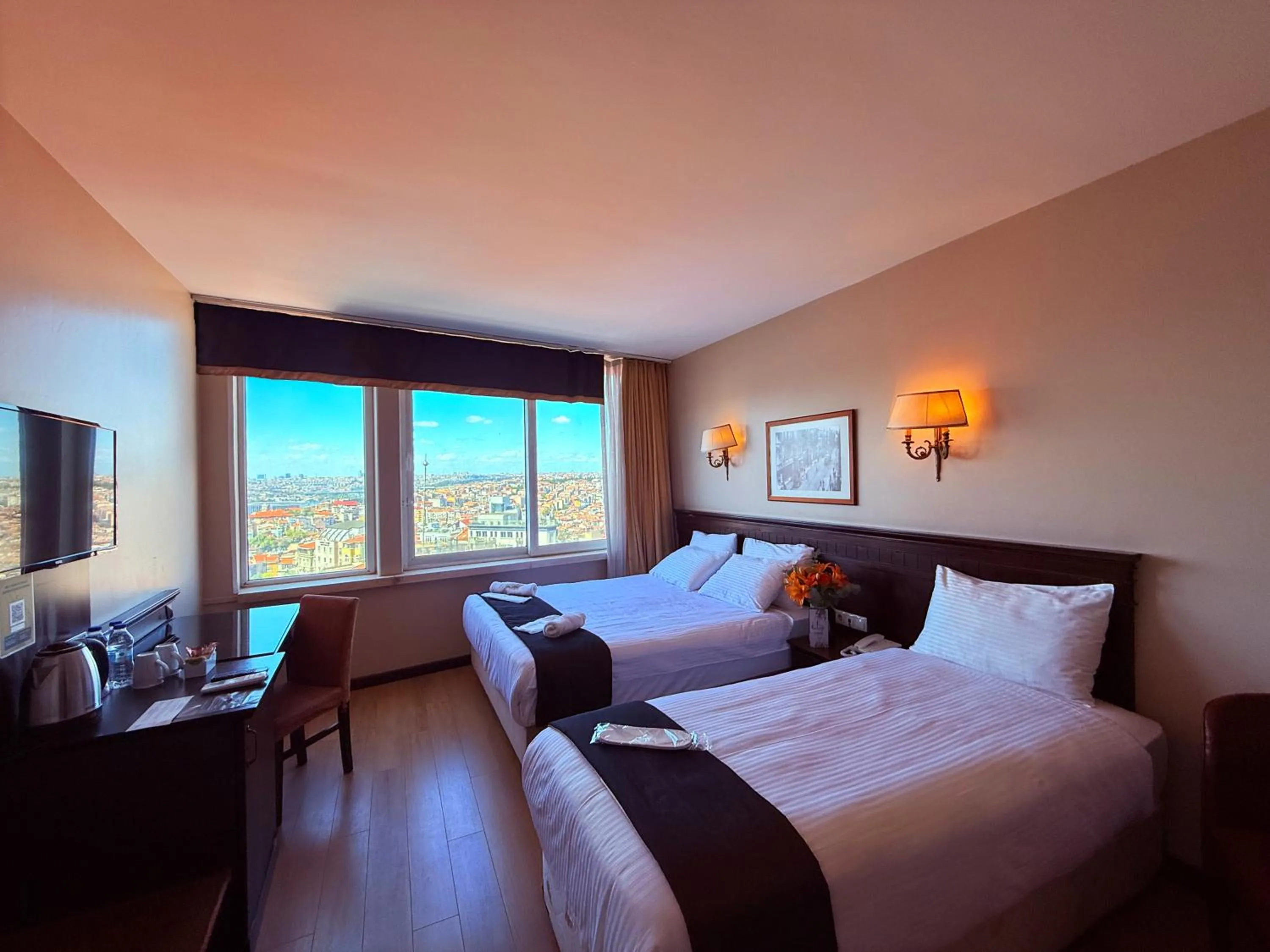 Bed in Pera Rose Hotel & Spa