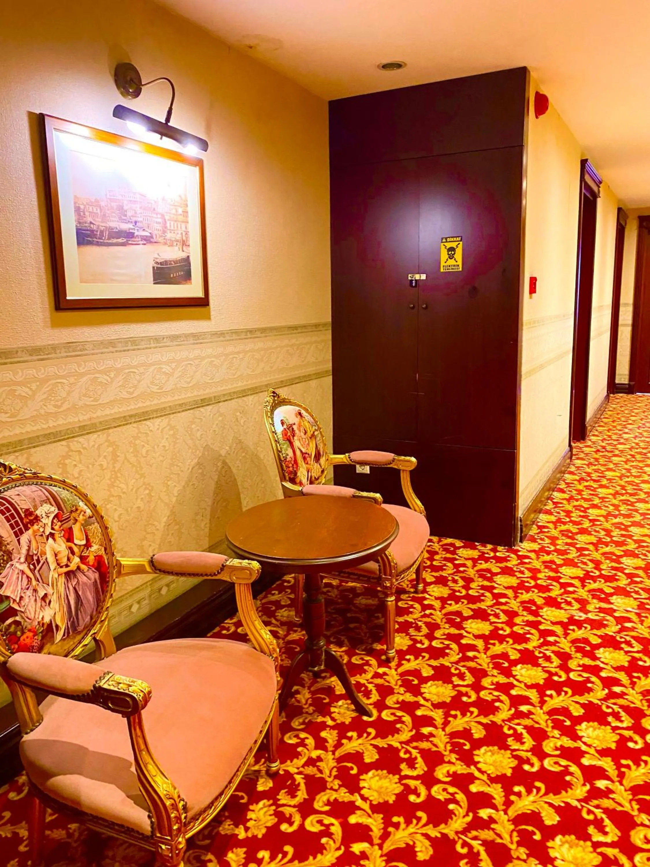 Decorative detail in Pera Rose Hotel & Spa