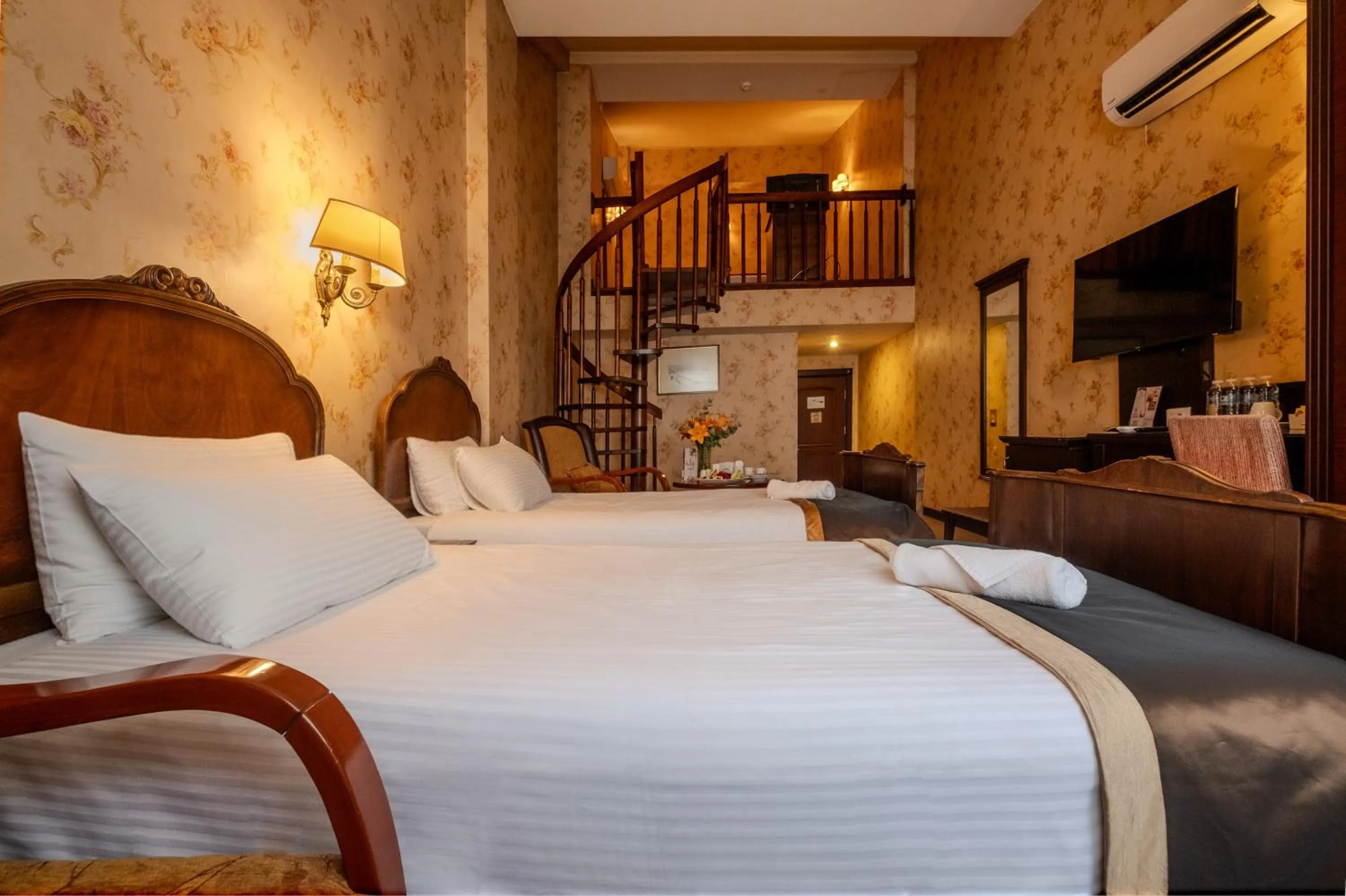 Bed in Pera Rose Hotel & Spa