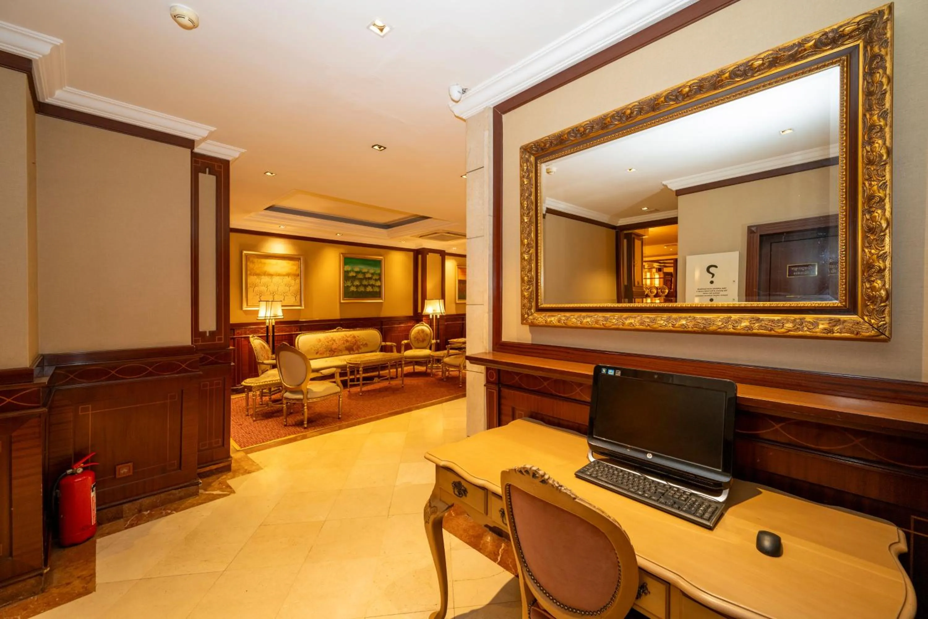 Seating area in Pera Rose Hotel & Spa