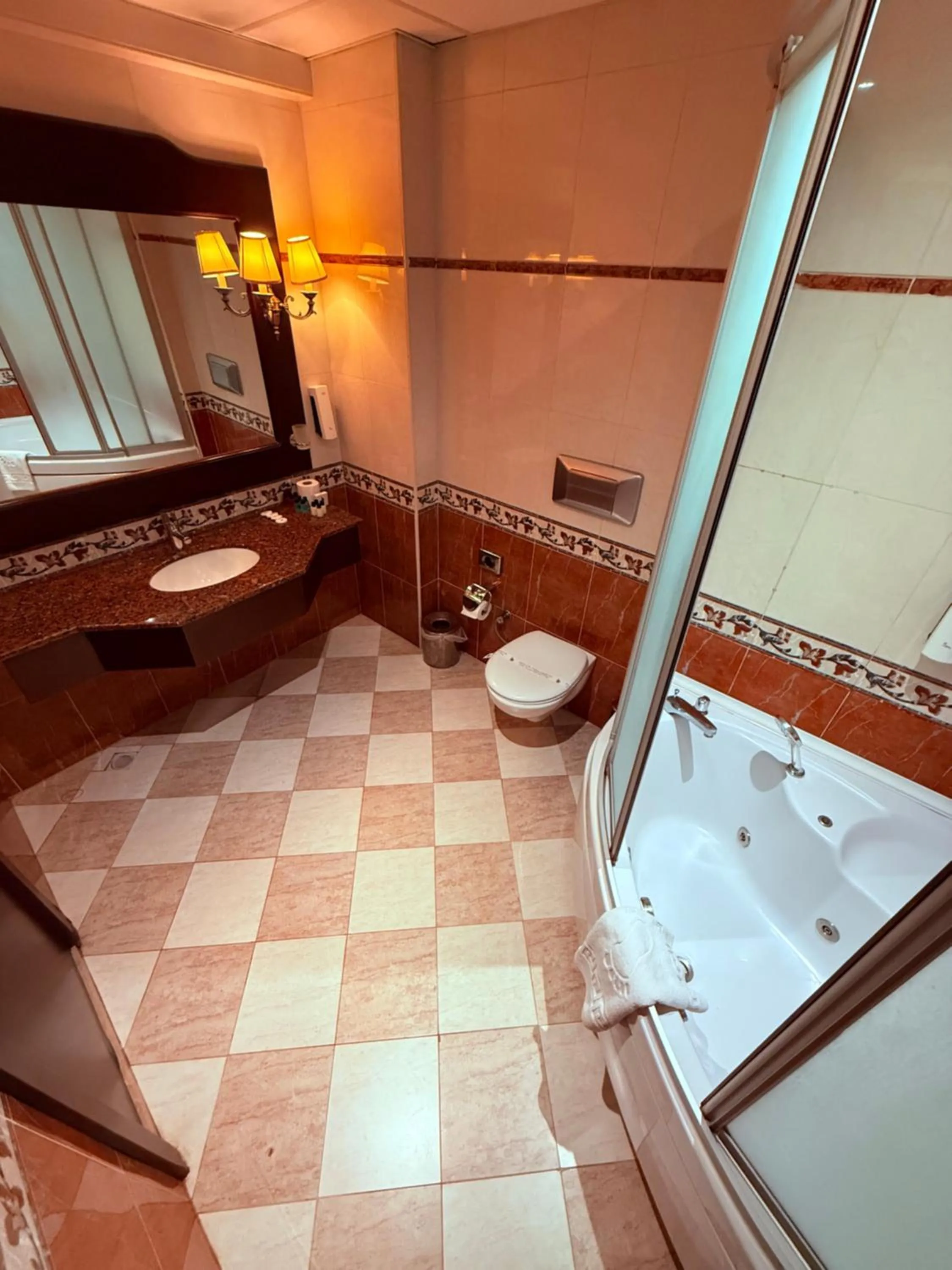 Shower in Pera Rose Hotel & Spa