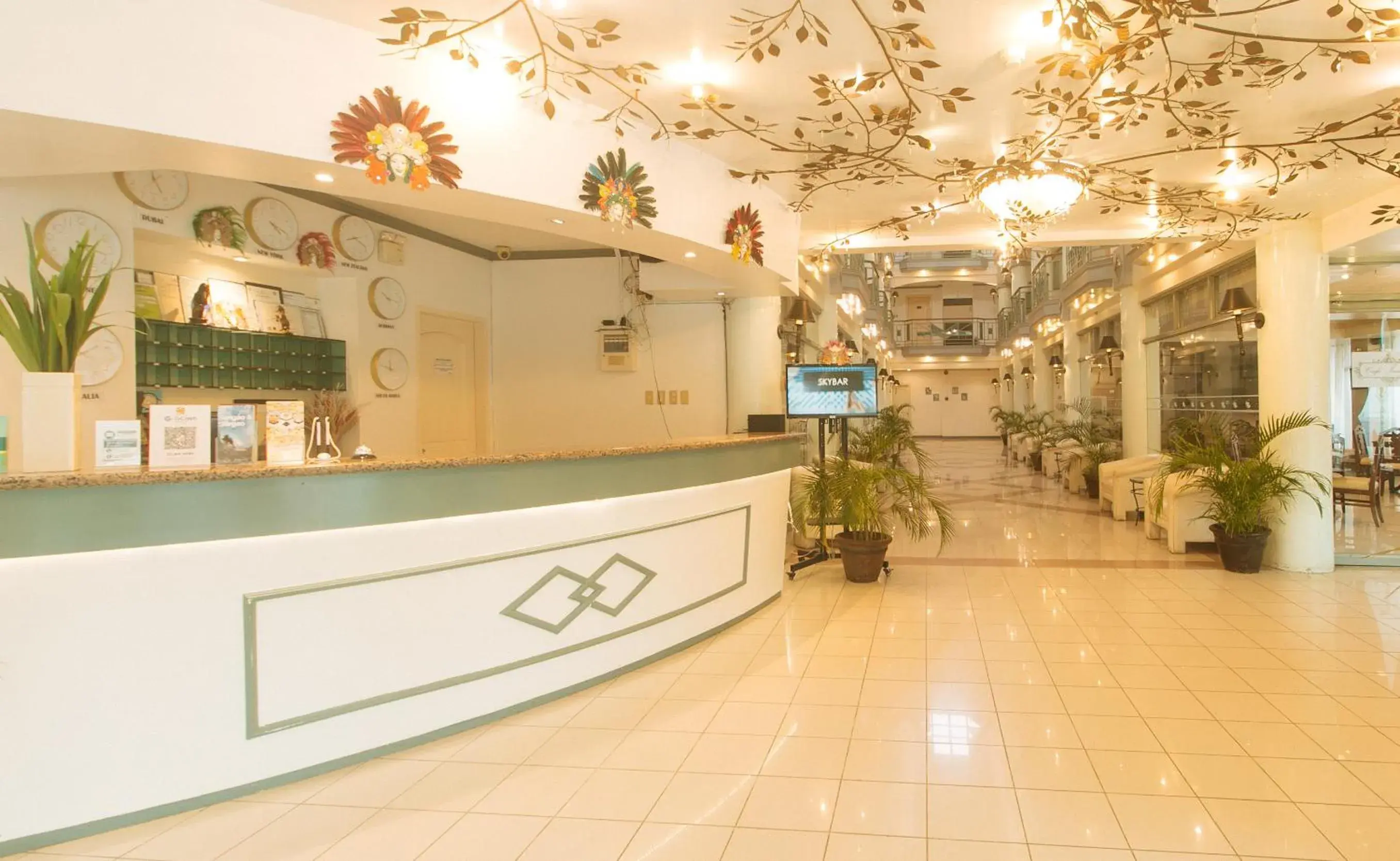 Lobby or reception in Royal Am Rei Hotel by RedDoorz Lobby or reception in Royal Am Rei Hotel by RedDoorz