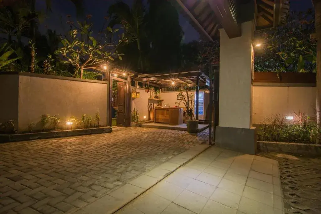 Property building in Bale Seminyak Property building in Bale Seminyak