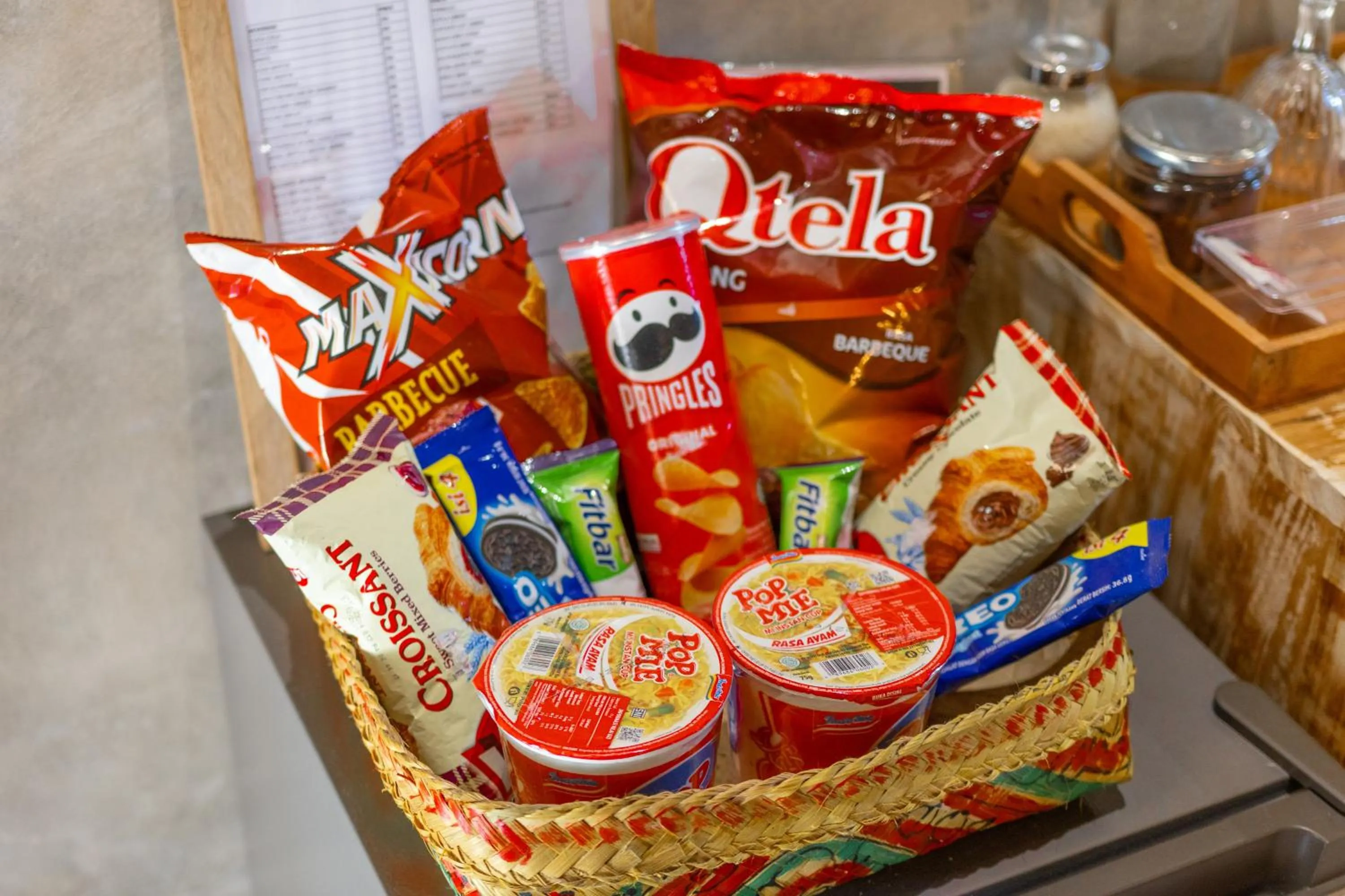 Food and drinks in Golden Garuda Cottages