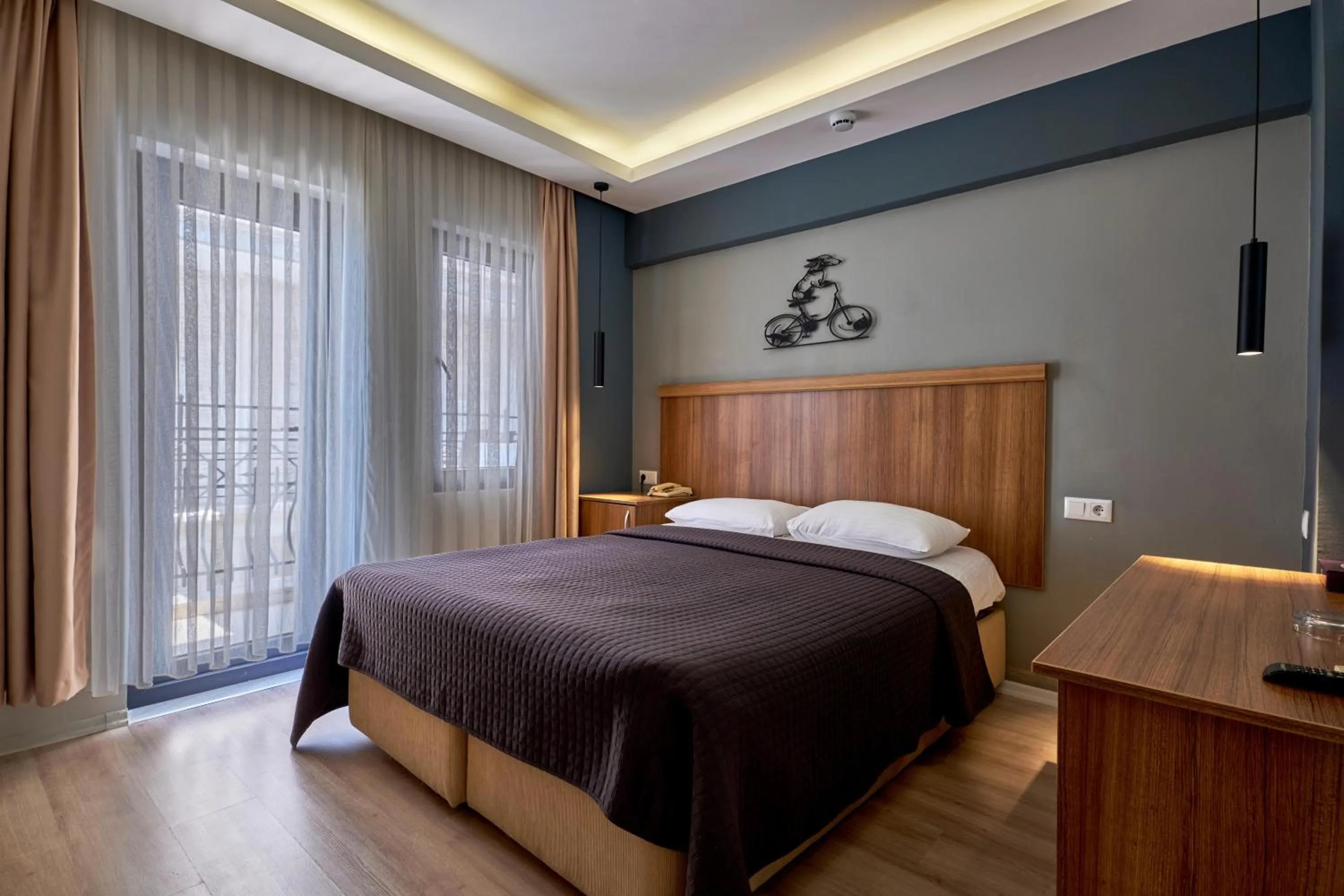 Photo of the whole room, Bed in Aqua Princess Hotel