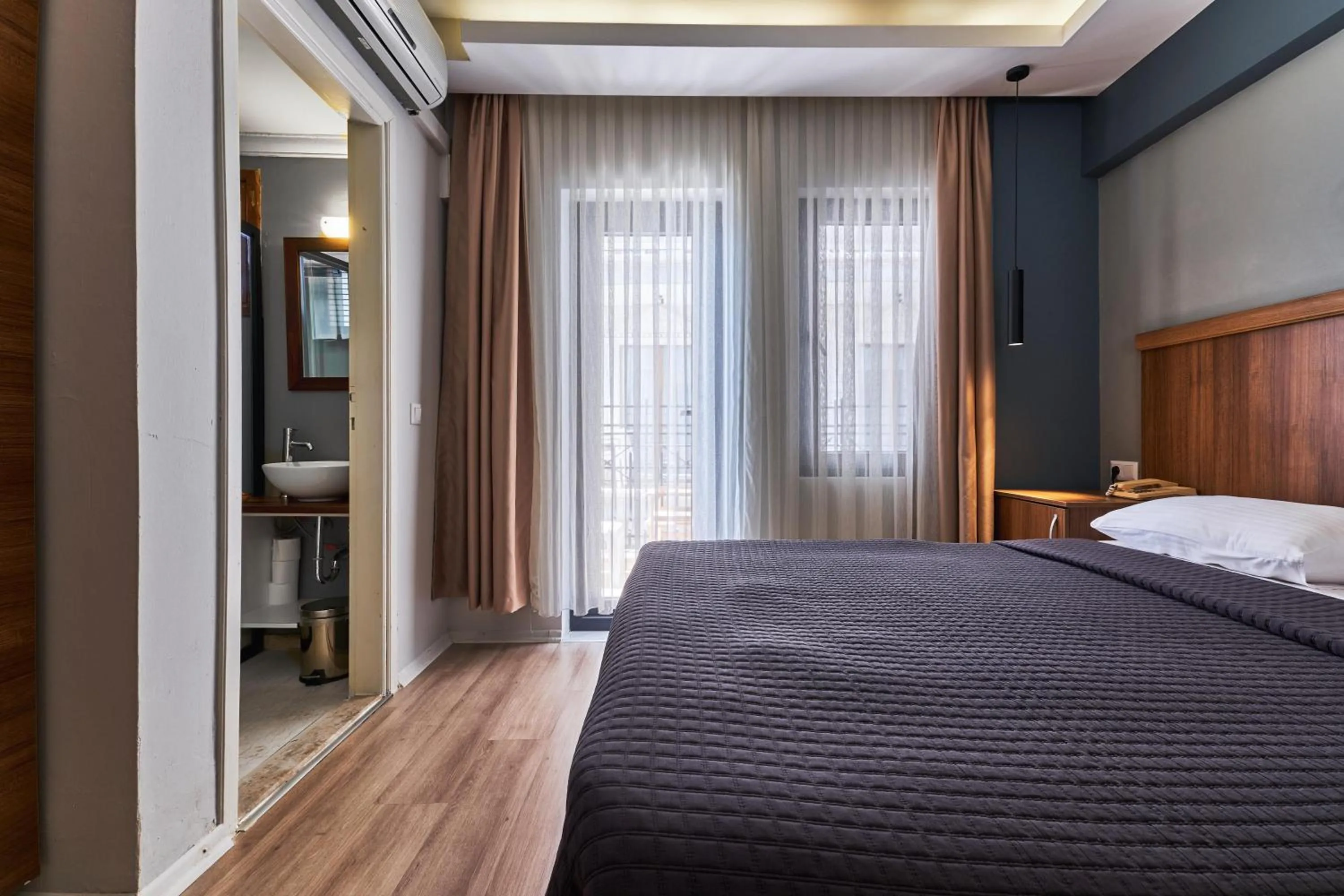 Photo of the whole room, Bed in Aqua Princess Hotel