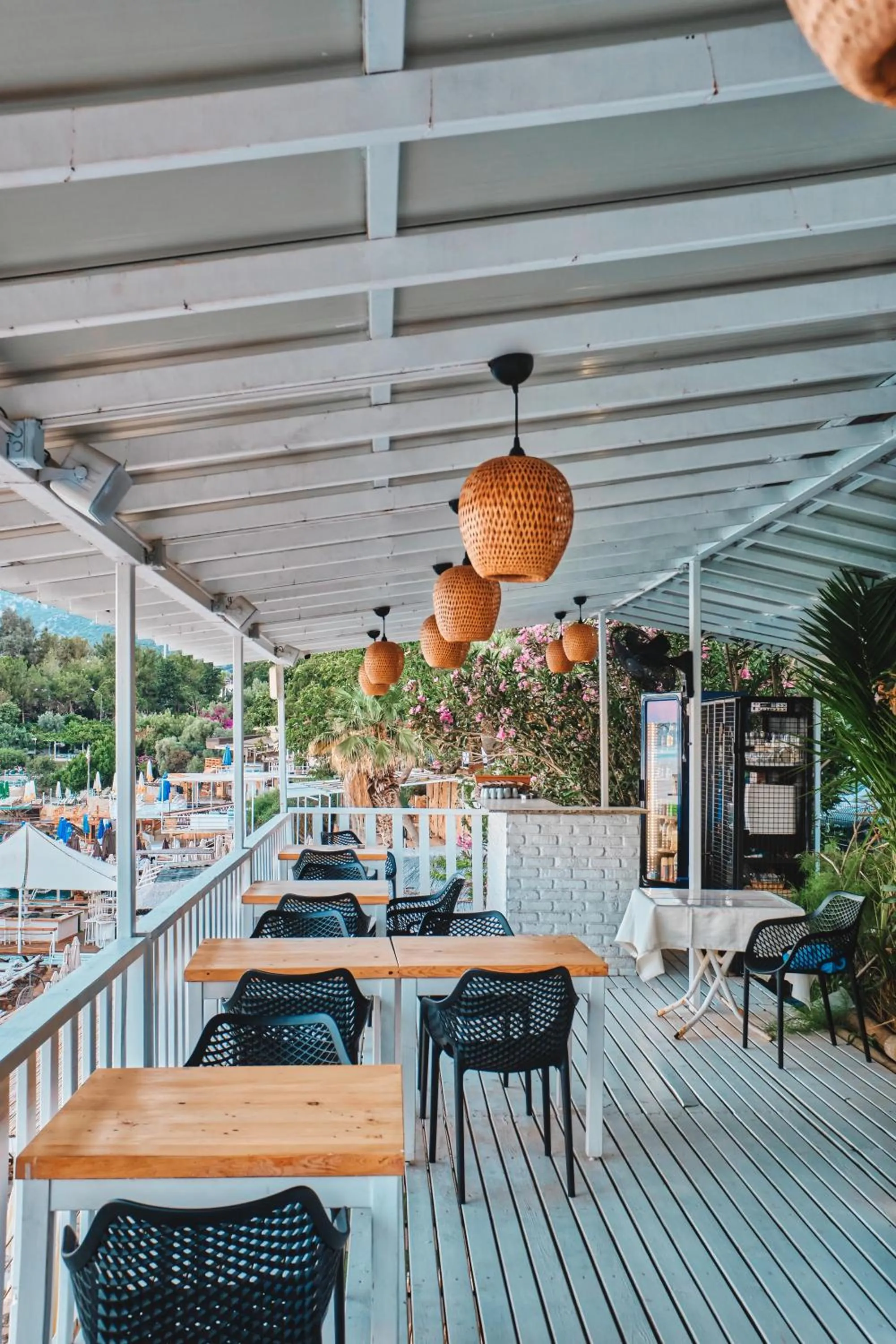 Restaurant/places to eat in Aqua Princess Hotel