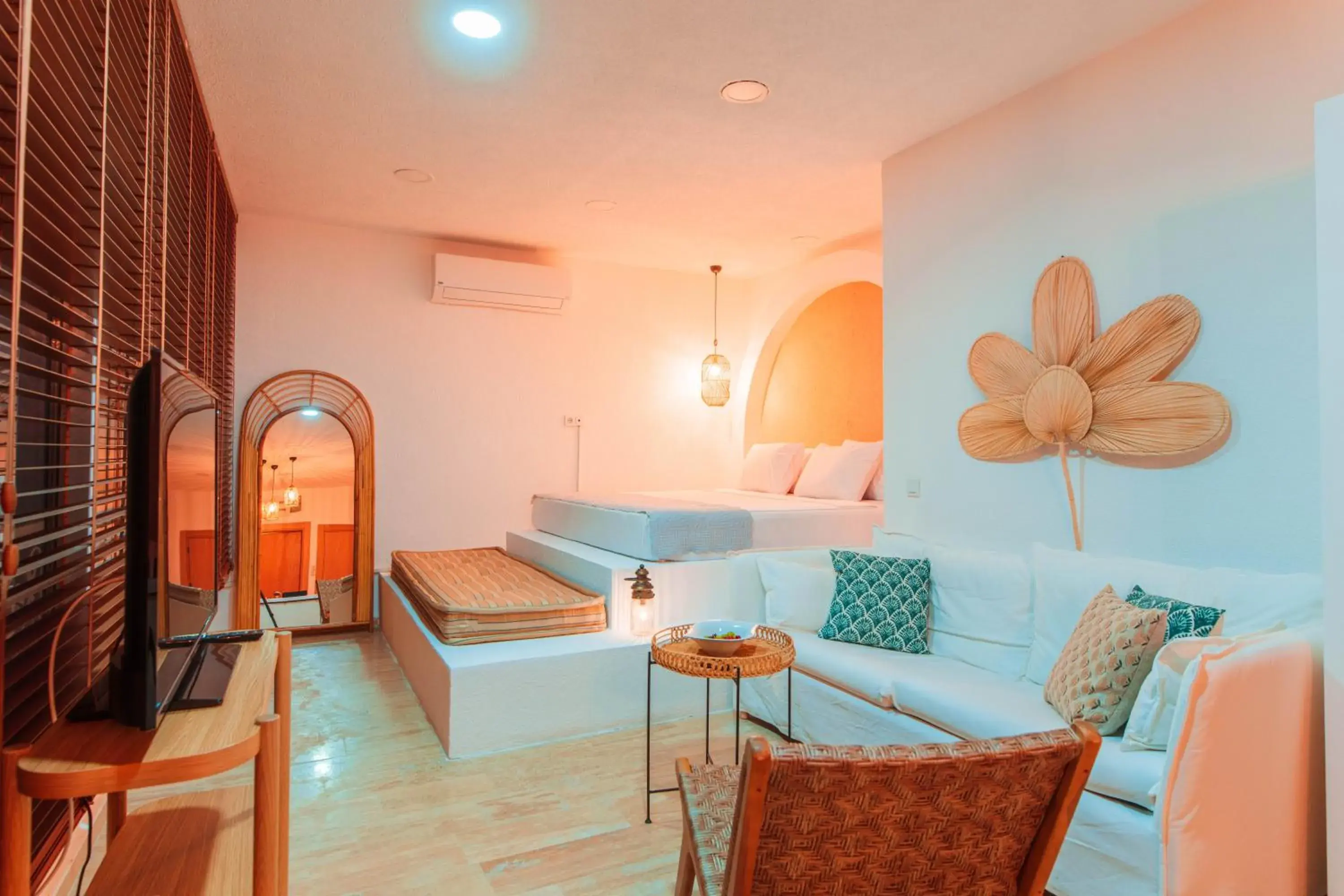 Bed in MARE MARIN BOUTIQUE HOTEL Bed in MARE MARIN BOUTIQUE HOTEL