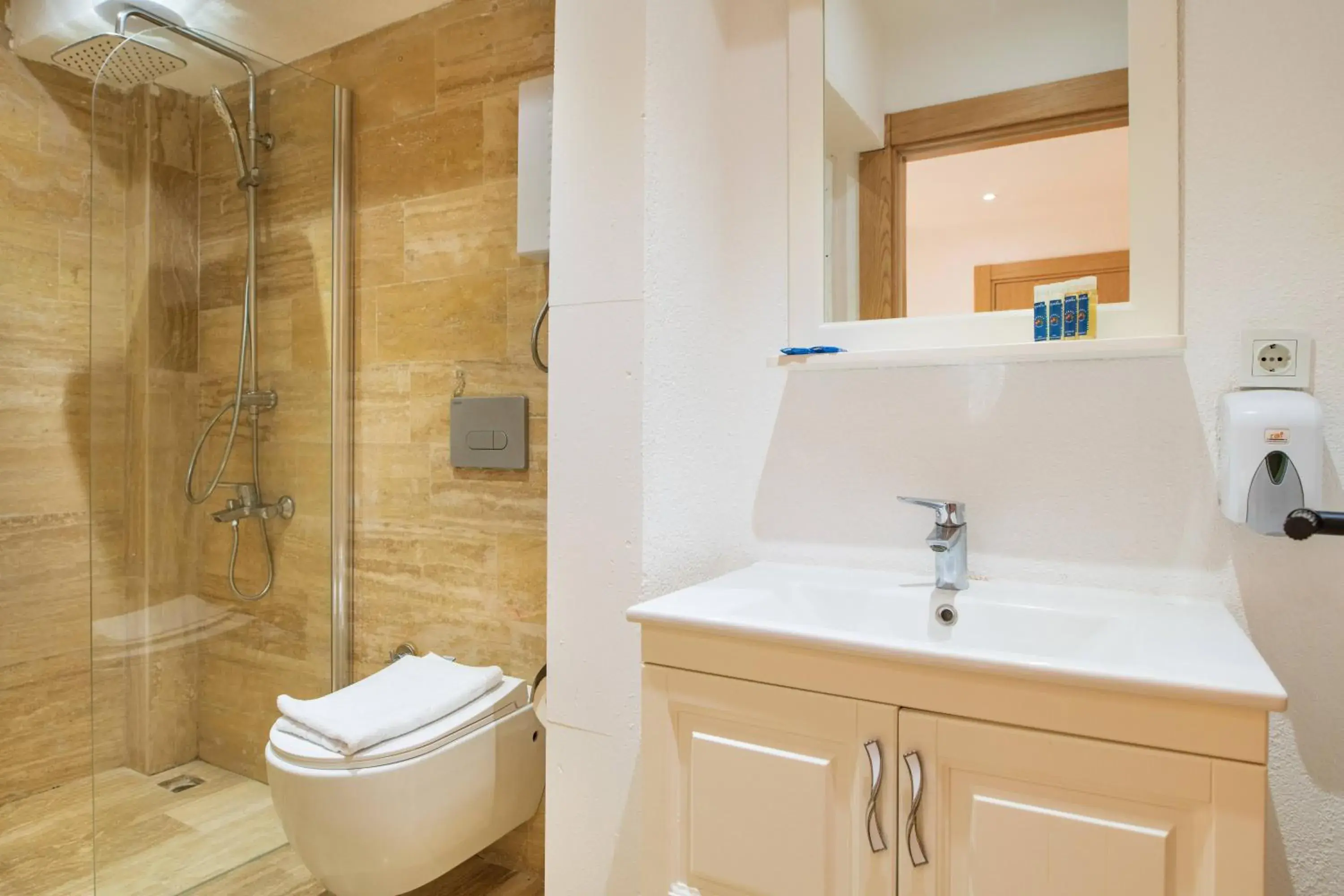 Economy Double Room in MARE MARIN BOUTIQUE HOTEL Economy Double Room in MARE MARIN BOUTIQUE HOTEL