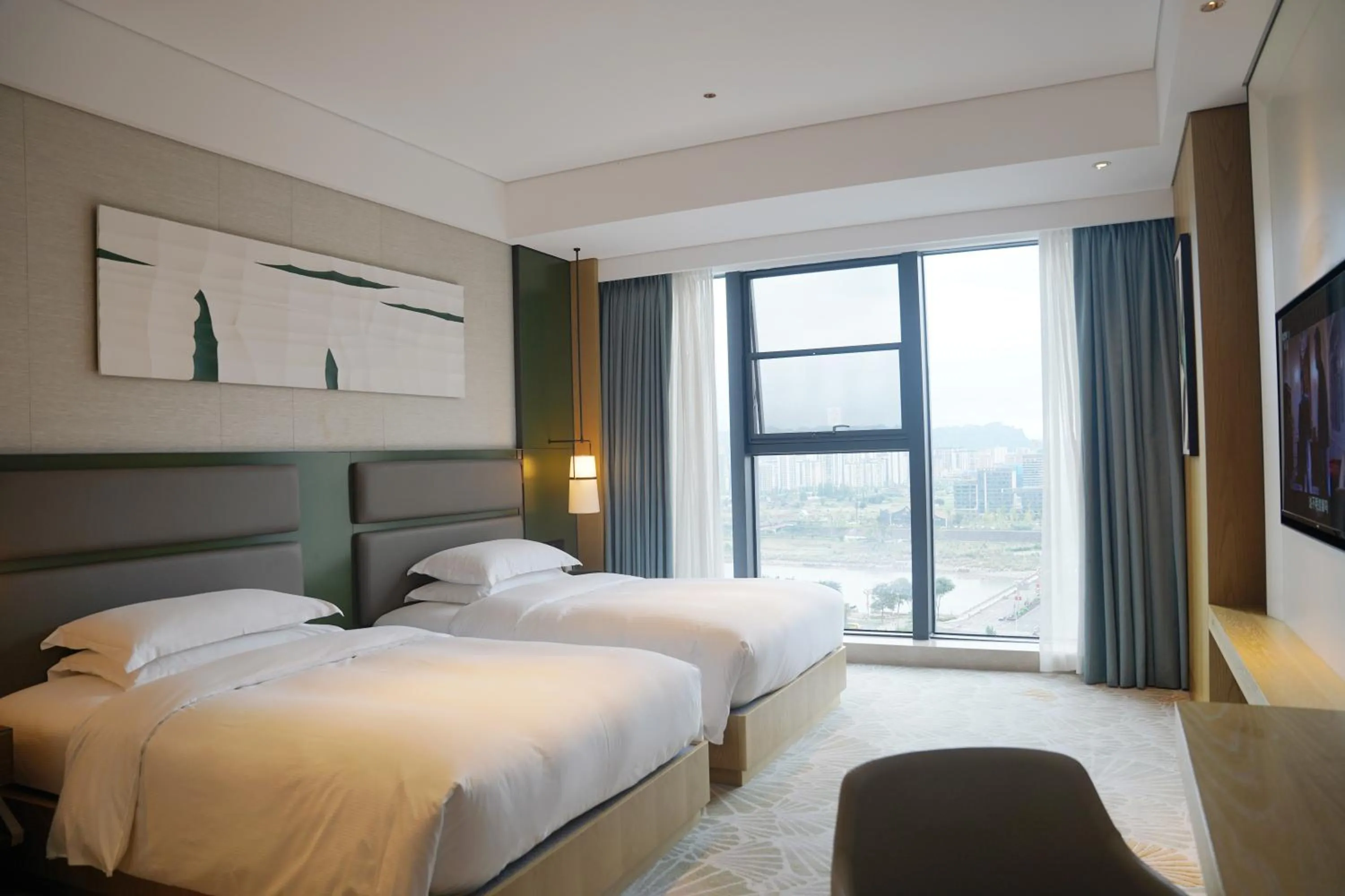 View (from property/room), Bed in DoubleTree By Hilton Ya'An