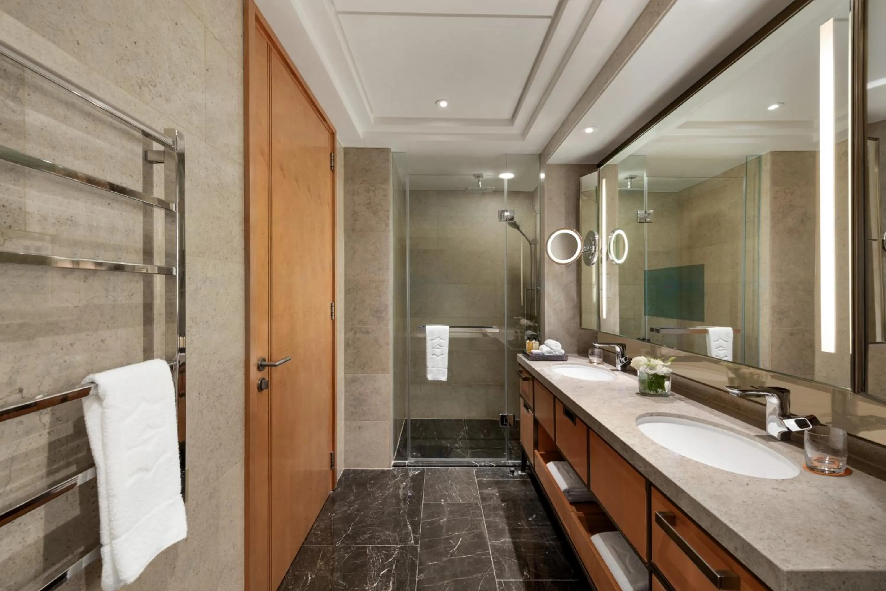 Bathroom in Shangri-La The Shard, London