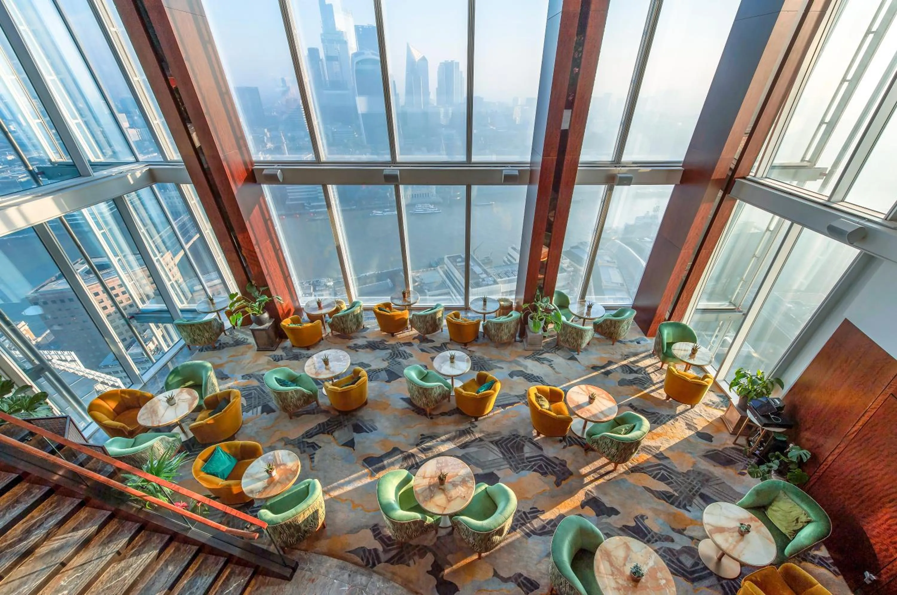 Lounge or bar in Shangri-La The Shard, London