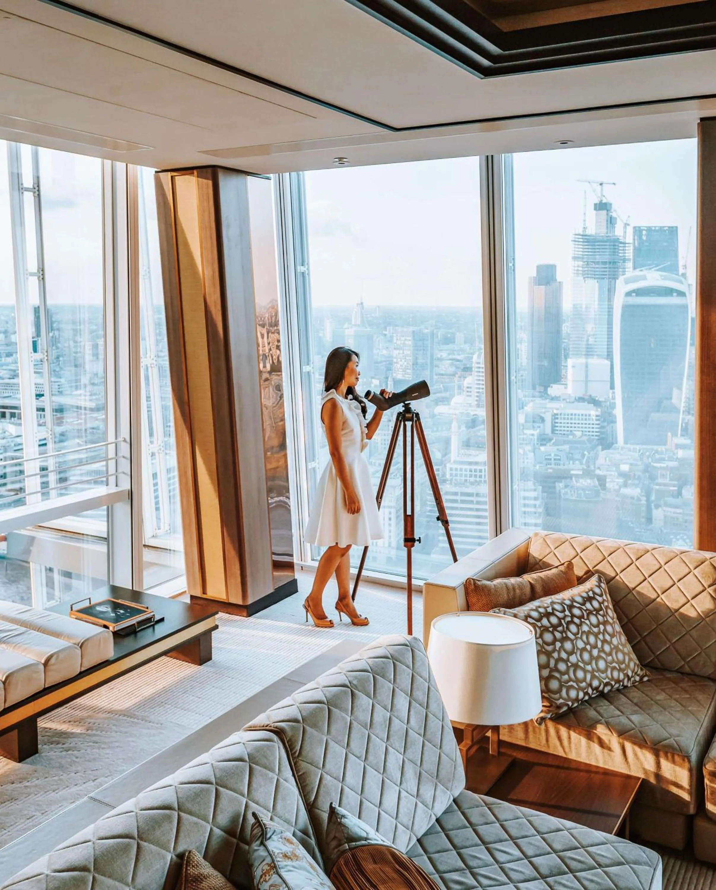 Photo of the whole room in Shangri-La The Shard, London