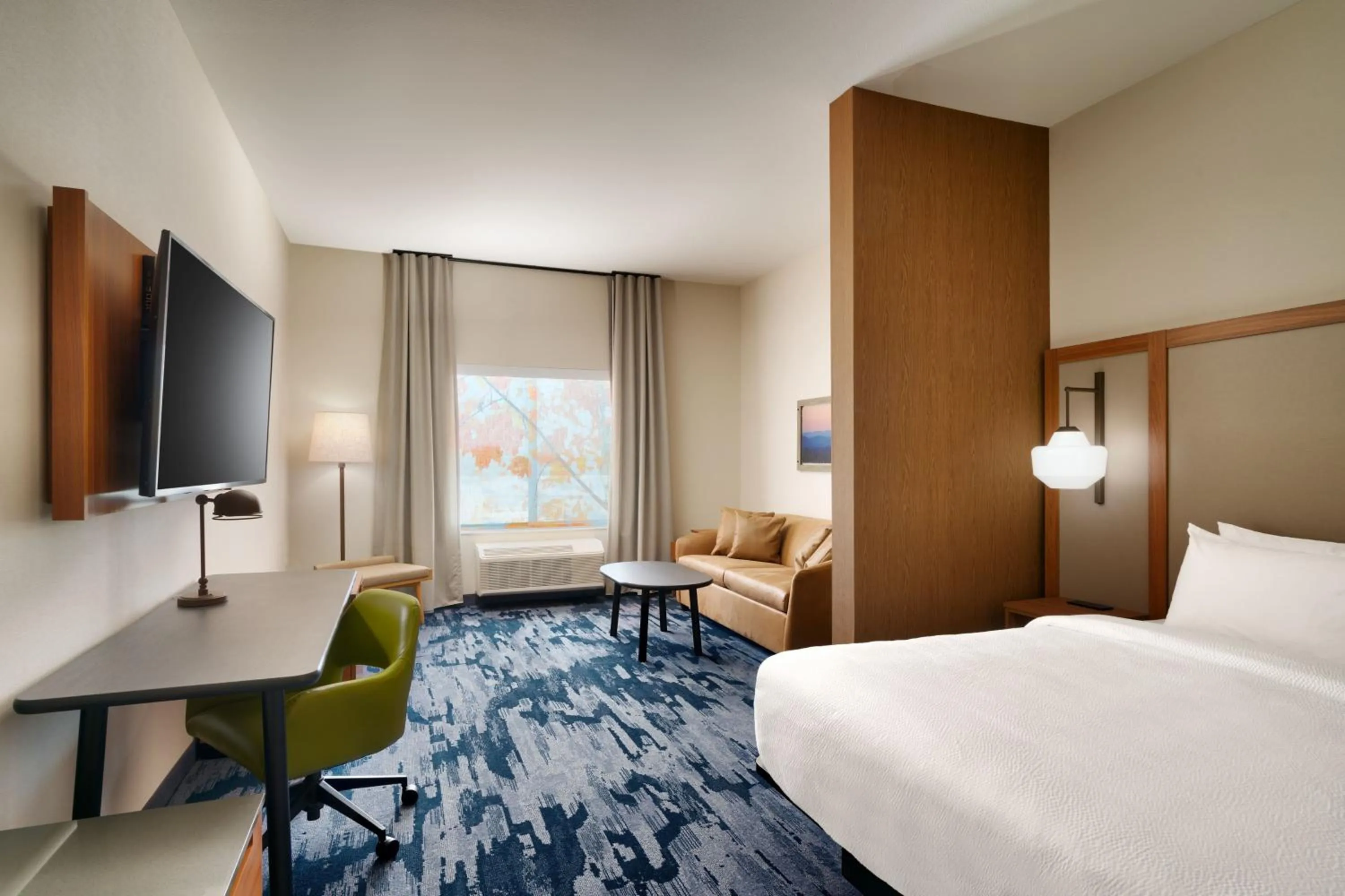 Photo of the whole room, Bed in Fairfield by Marriott Inn & Suites Laurel