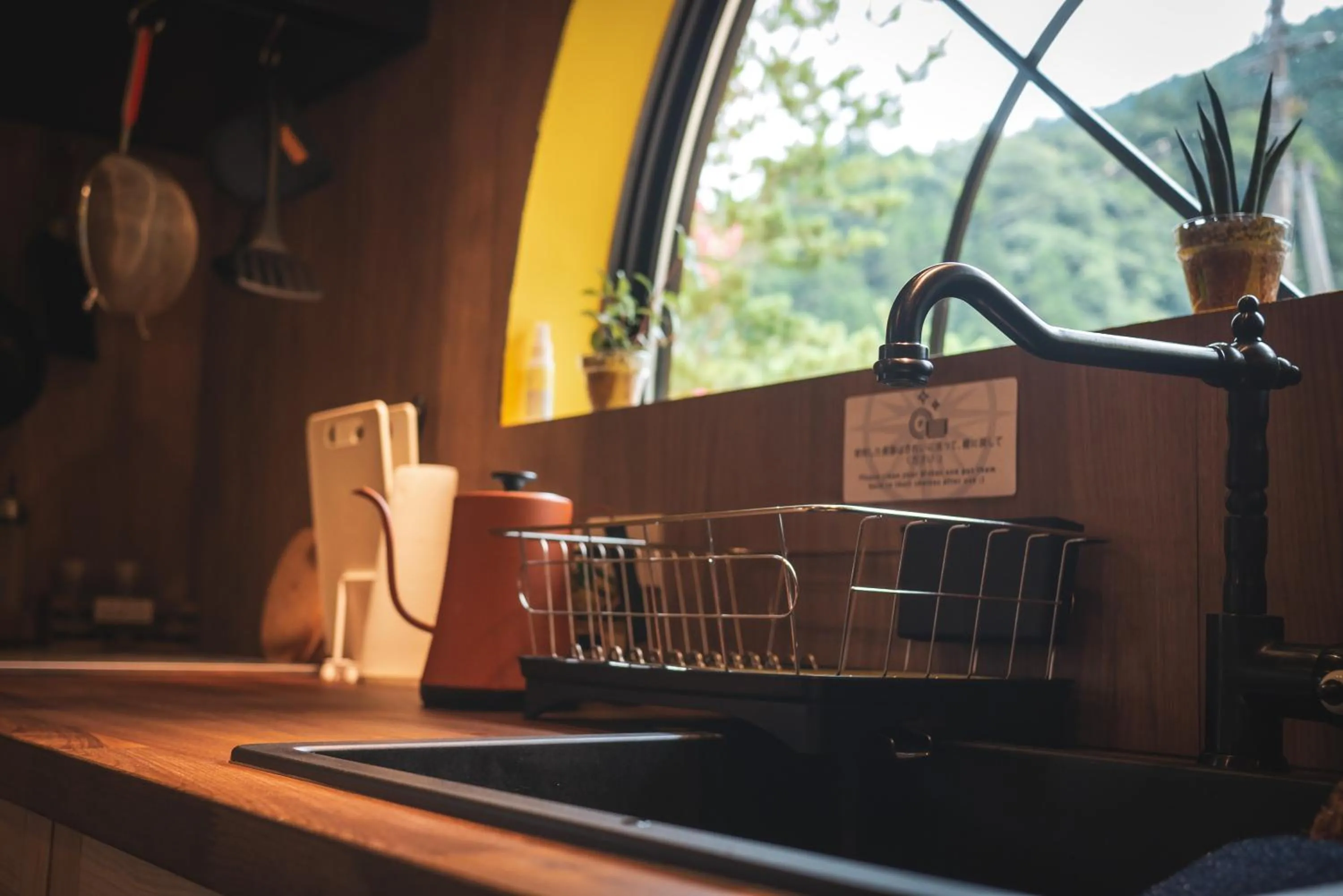 Communal kitchen in Next Chapter - Guesthouse - Kito