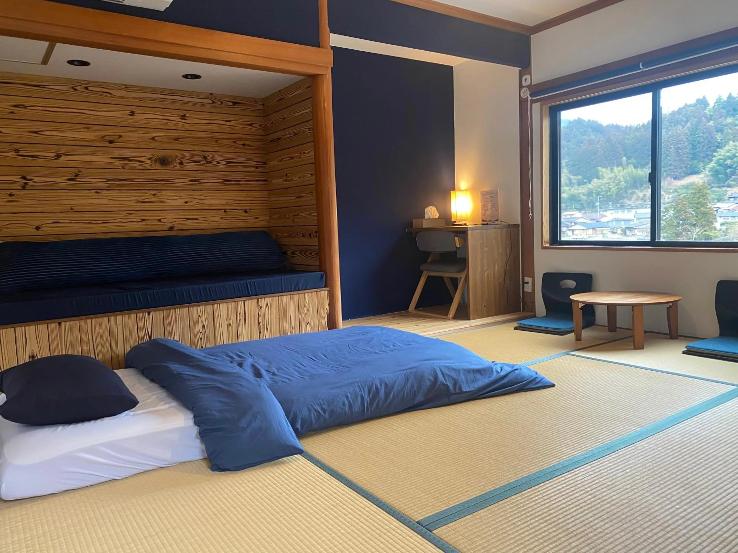 Photo of the whole room, Bed in Next Chapter - Guesthouse - Kito
