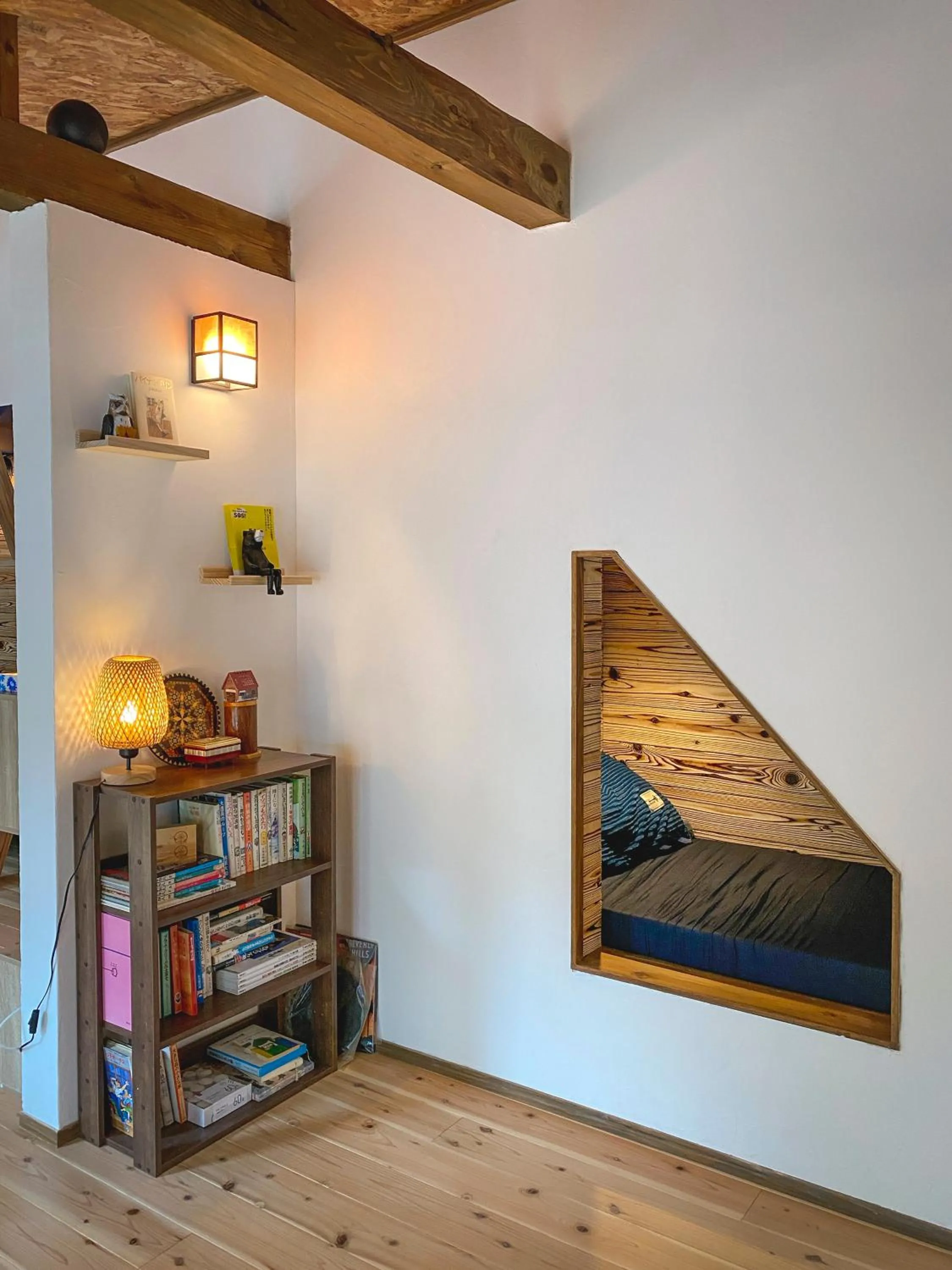 Communal lounge/ TV room, Bed in Next Chapter - Guesthouse - Kito