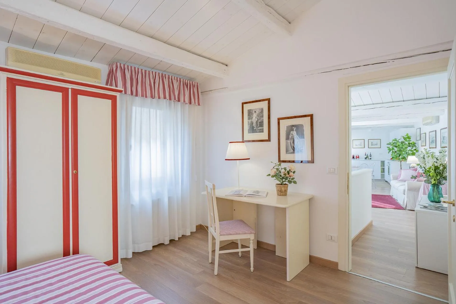 Seating area, Bed in Ca' Dei Musicanti 3 Few Steps from Rialto Bridge!