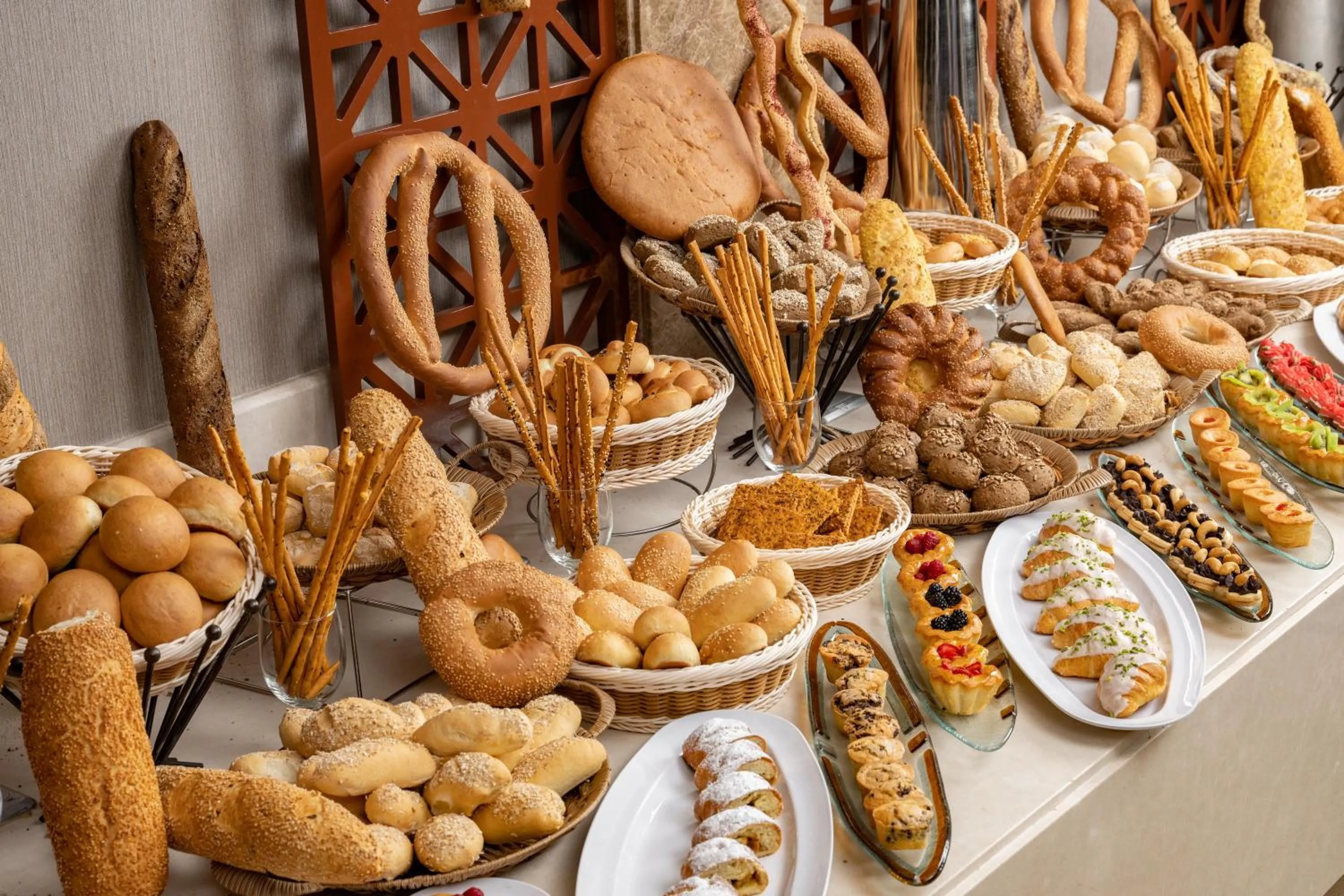 Food and drinks in Elaf Al Taqwa Hotel