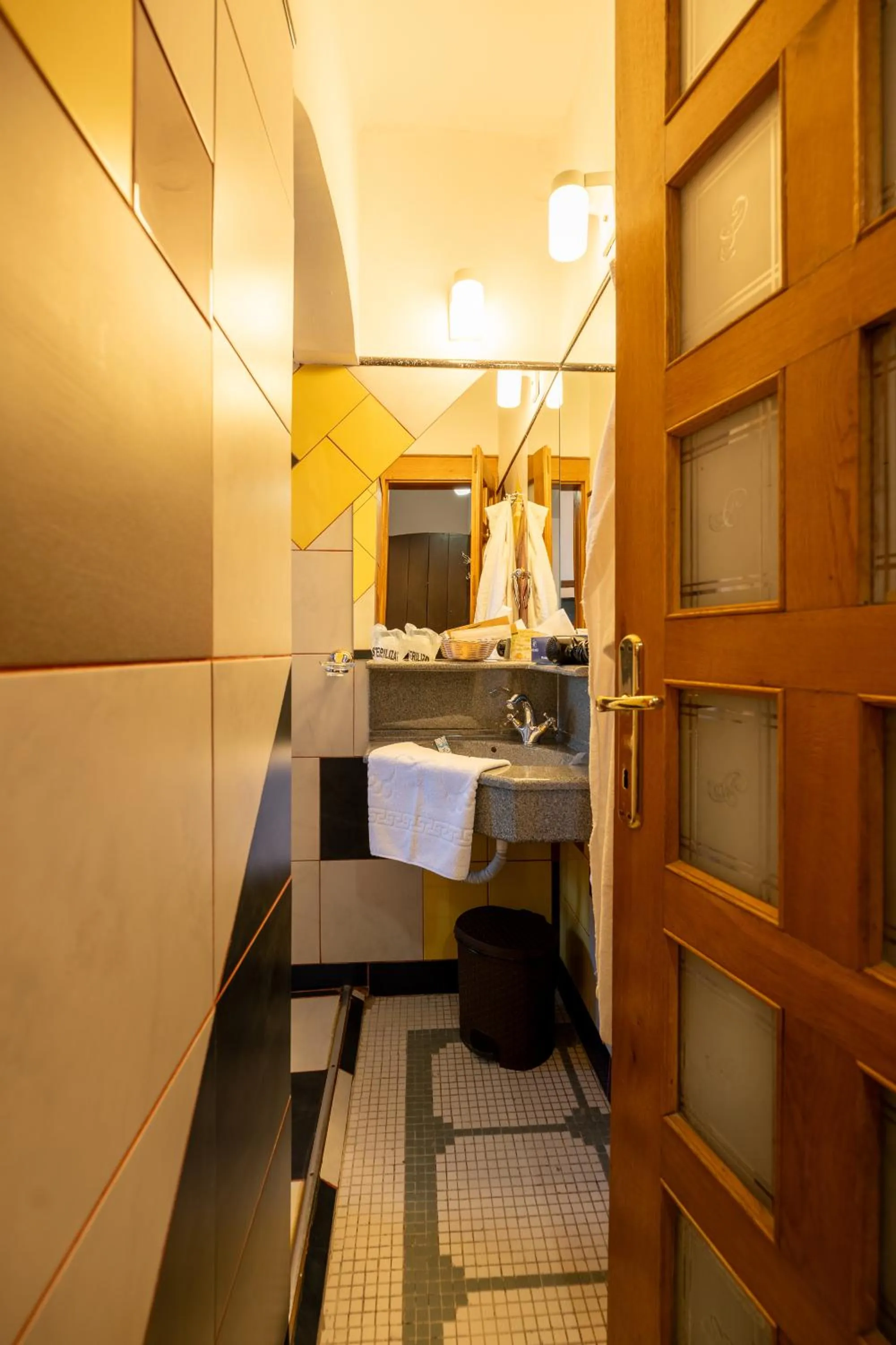 Toilet in Pensiunea Casa Cranta