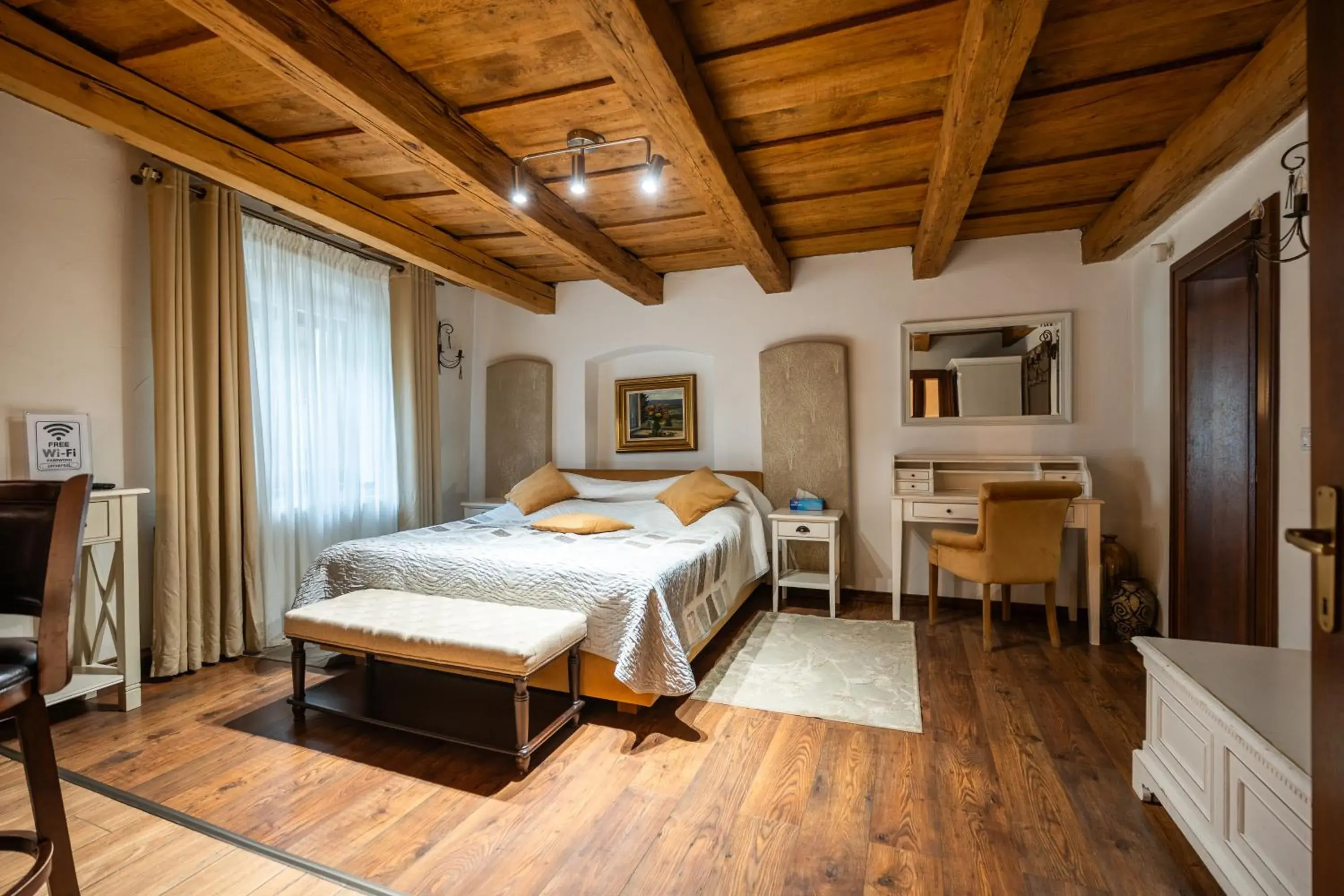 Two-Bedroom Apartment - Annex Building in Pensiunea Casa Cranta Two-Bedroom Apartment - Annex Building in Pensiunea Casa Cranta