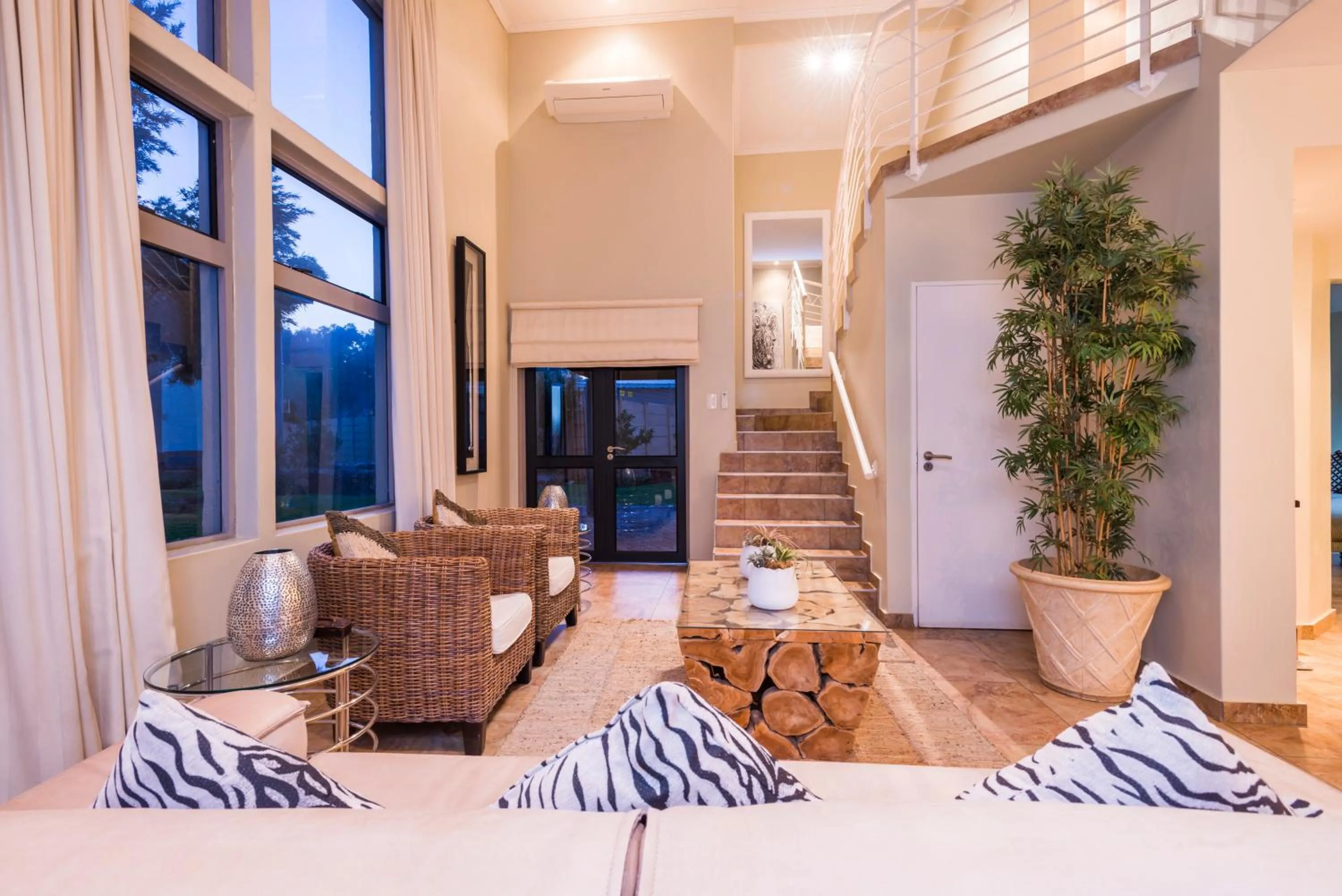 Seating area in aha Kopanong Hotel & Conference Centre
