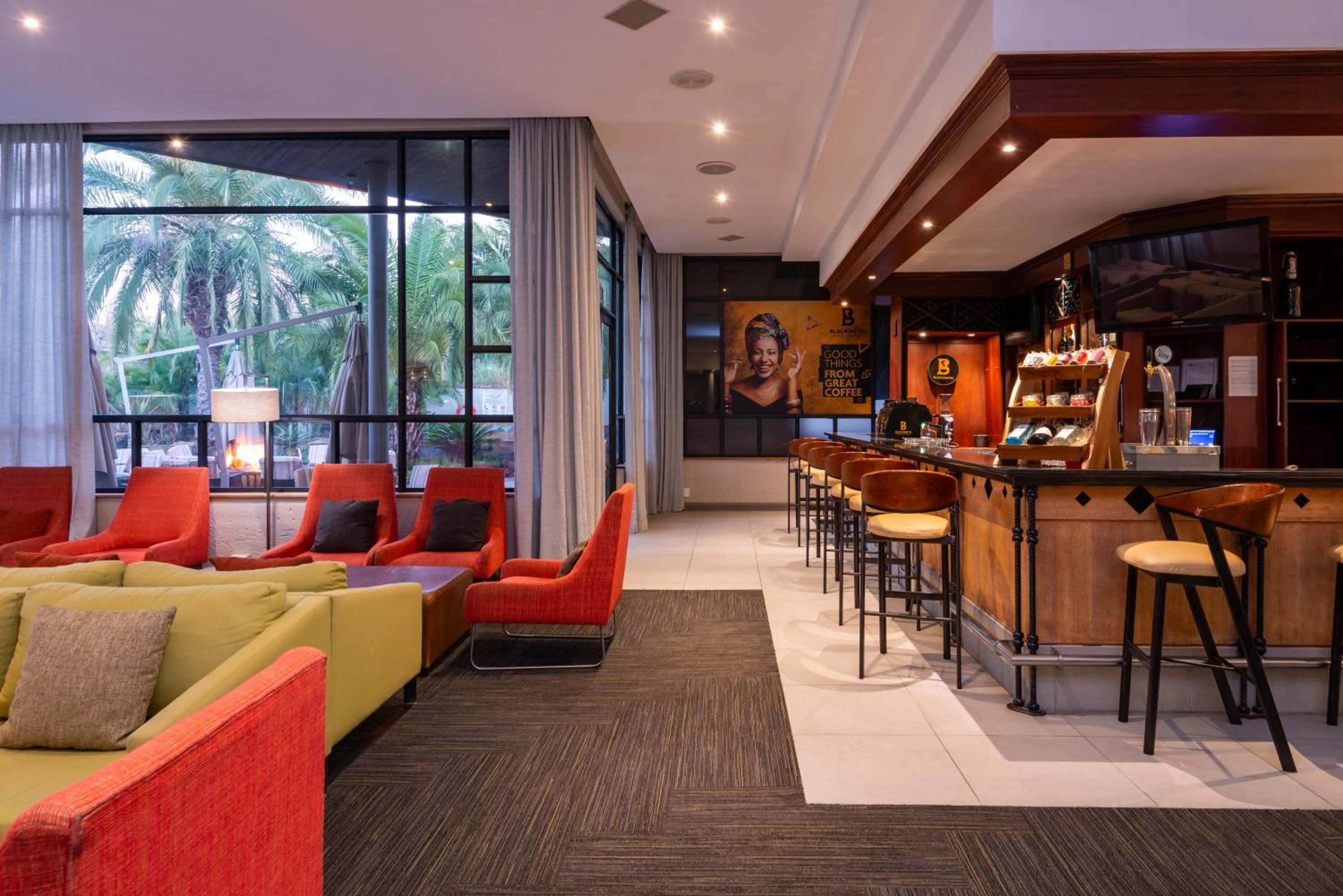 Lounge or bar in aha Kopanong Hotel & Conference Centre