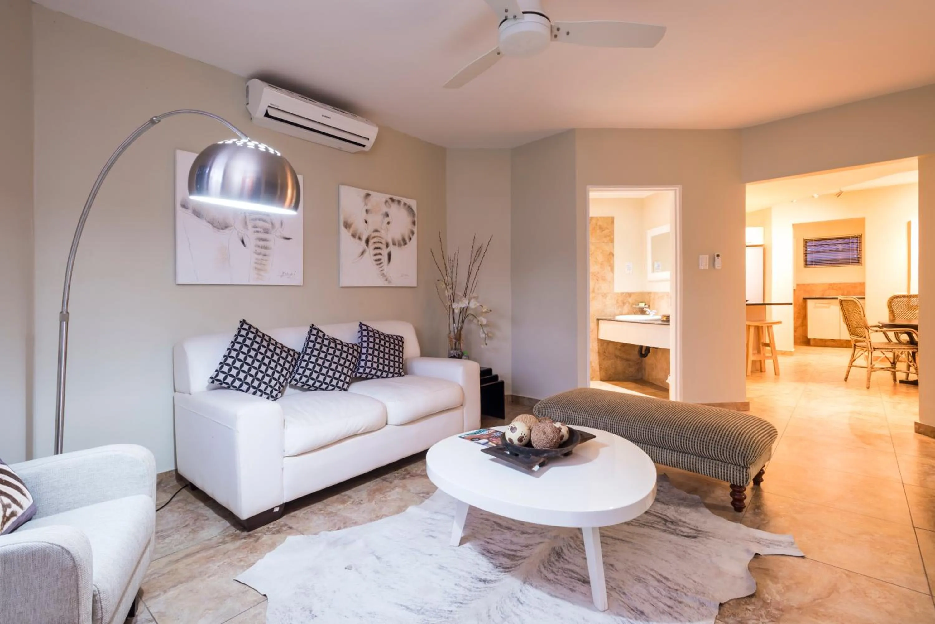 Living room in aha Kopanong Hotel & Conference Centre