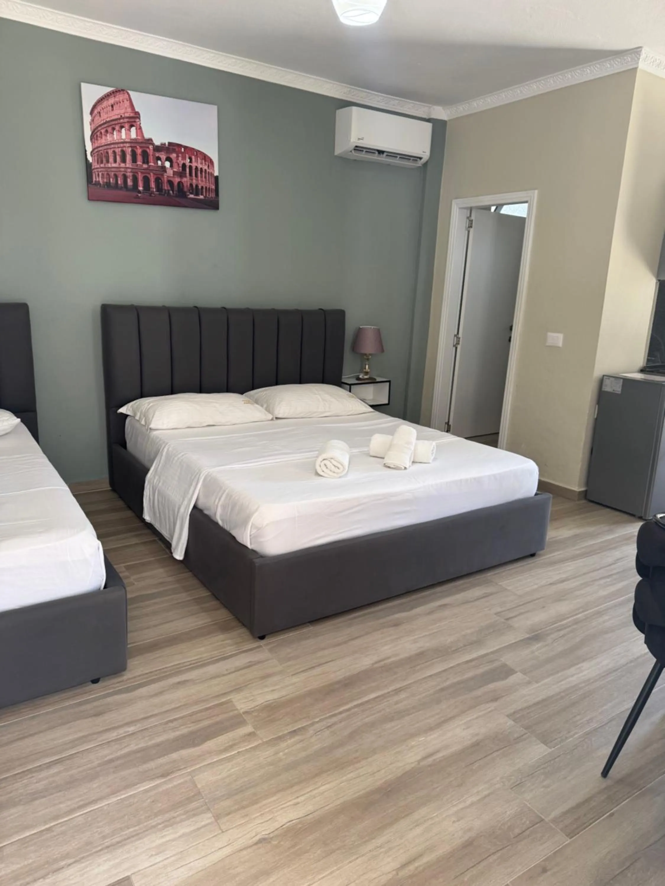 Bed in Hotel Vila AARON
