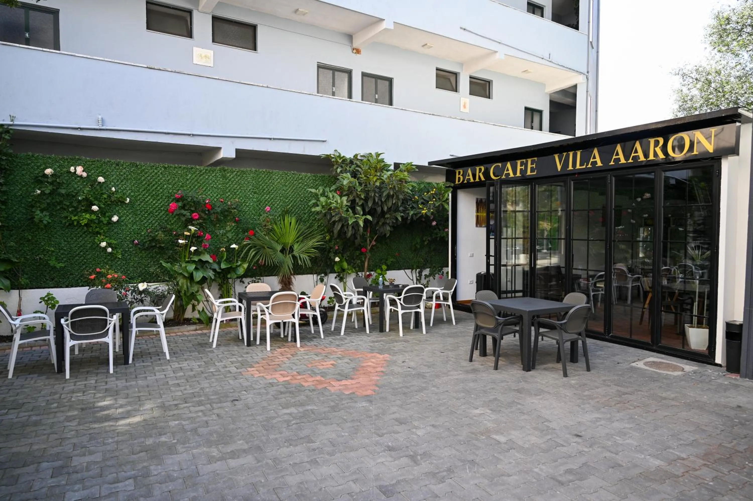 Hotel Vila AARON