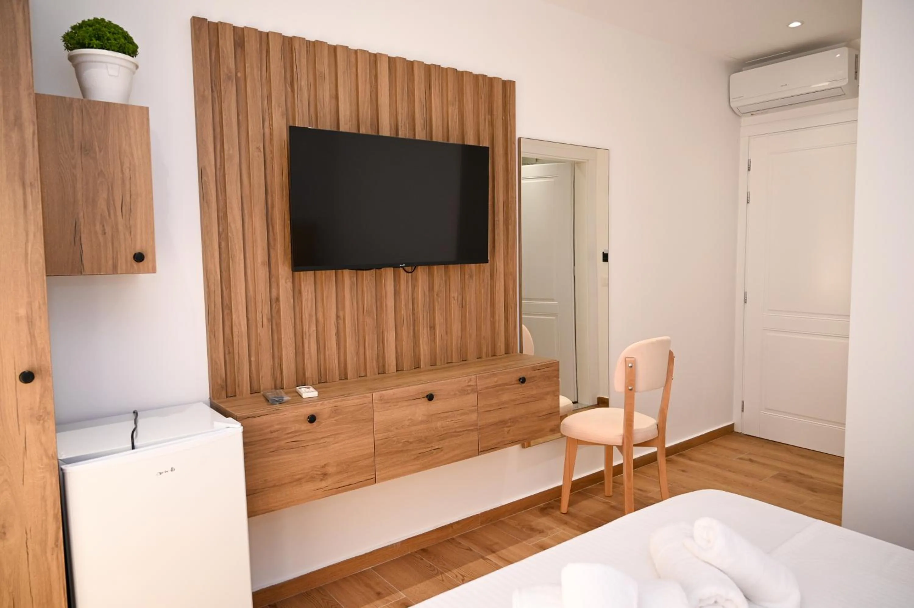 Bed in Hotel Vila AARON