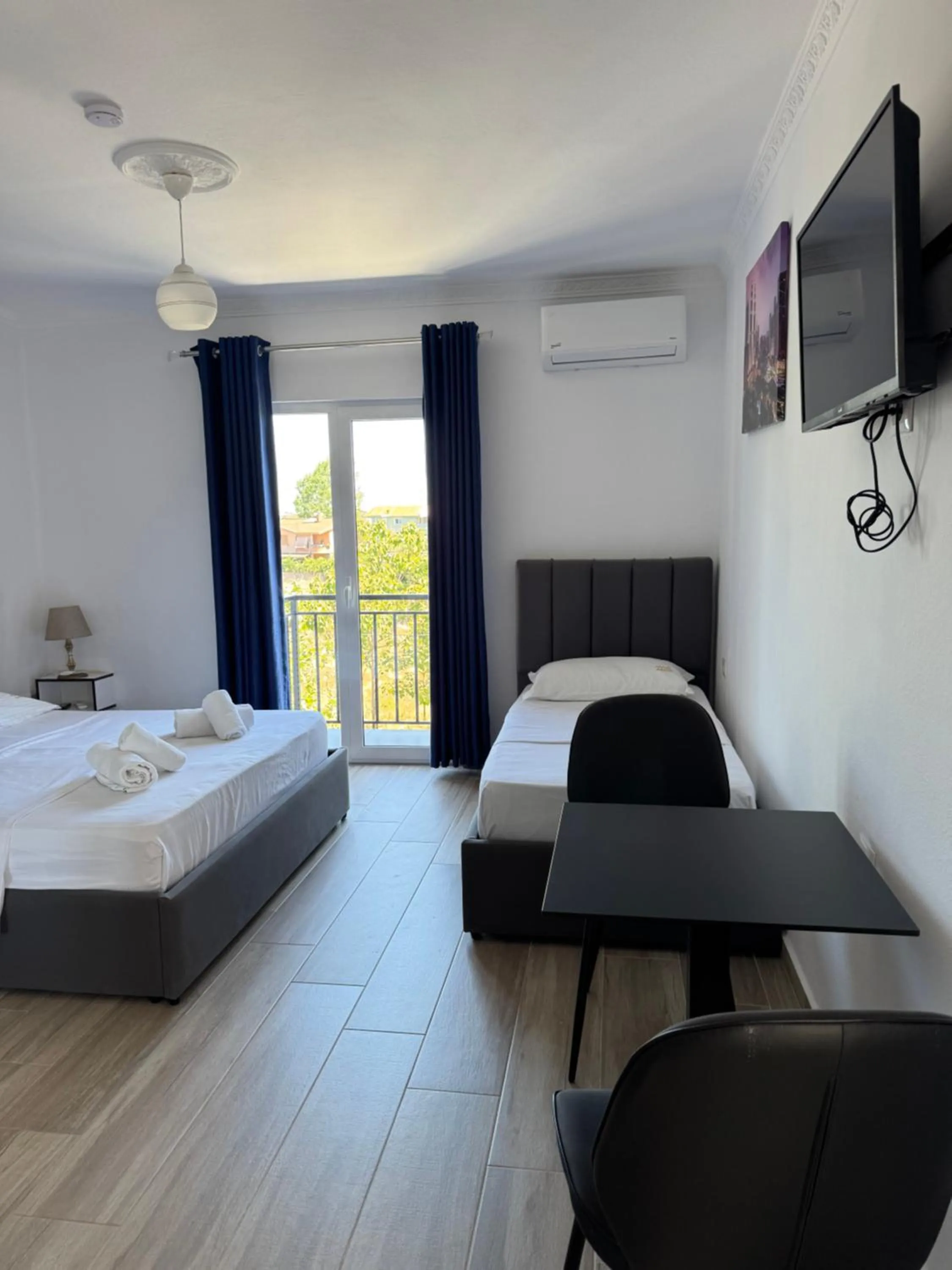 Bed in Hotel Vila AARON