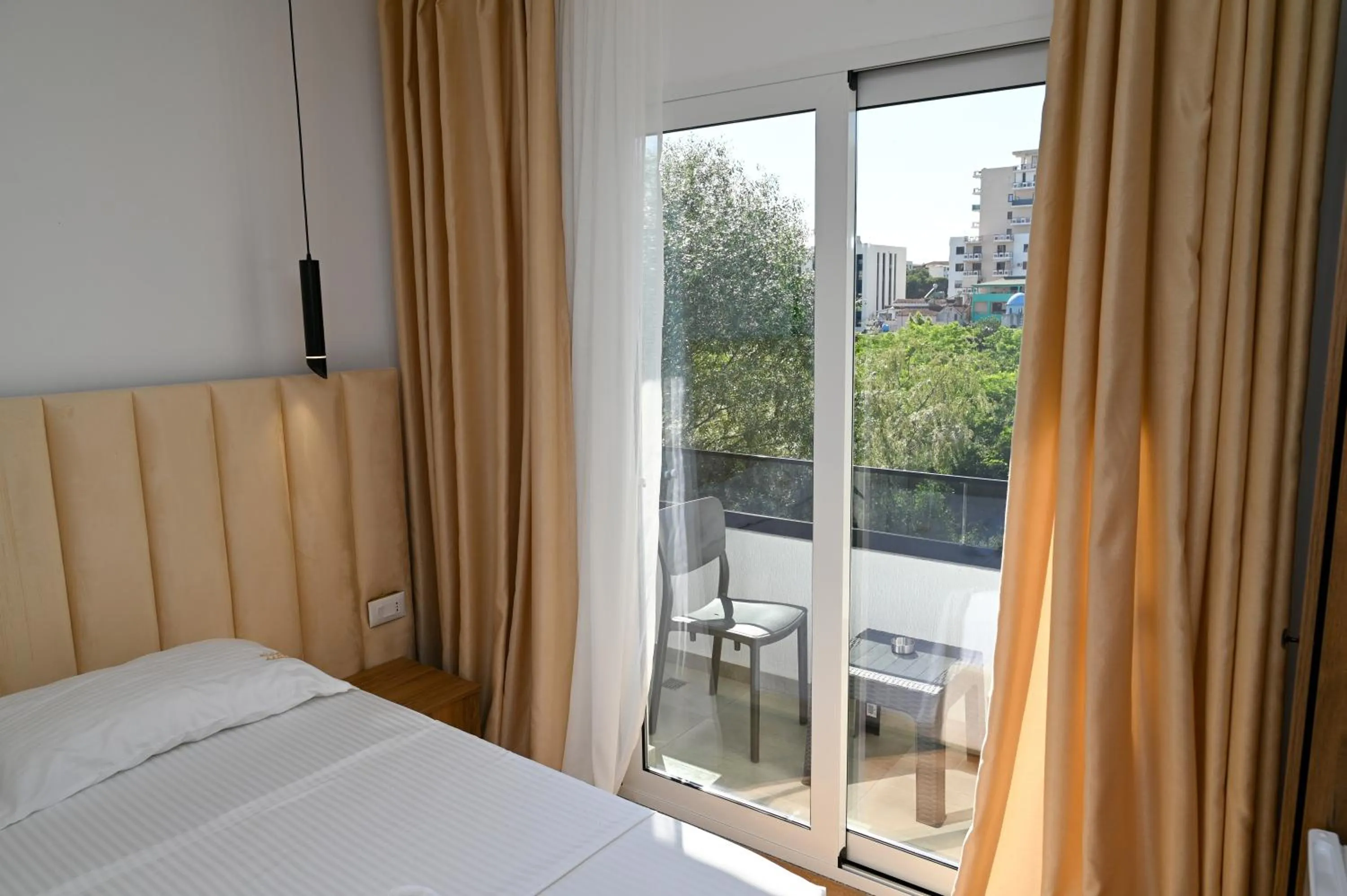 Bed in Hotel Vila AARON