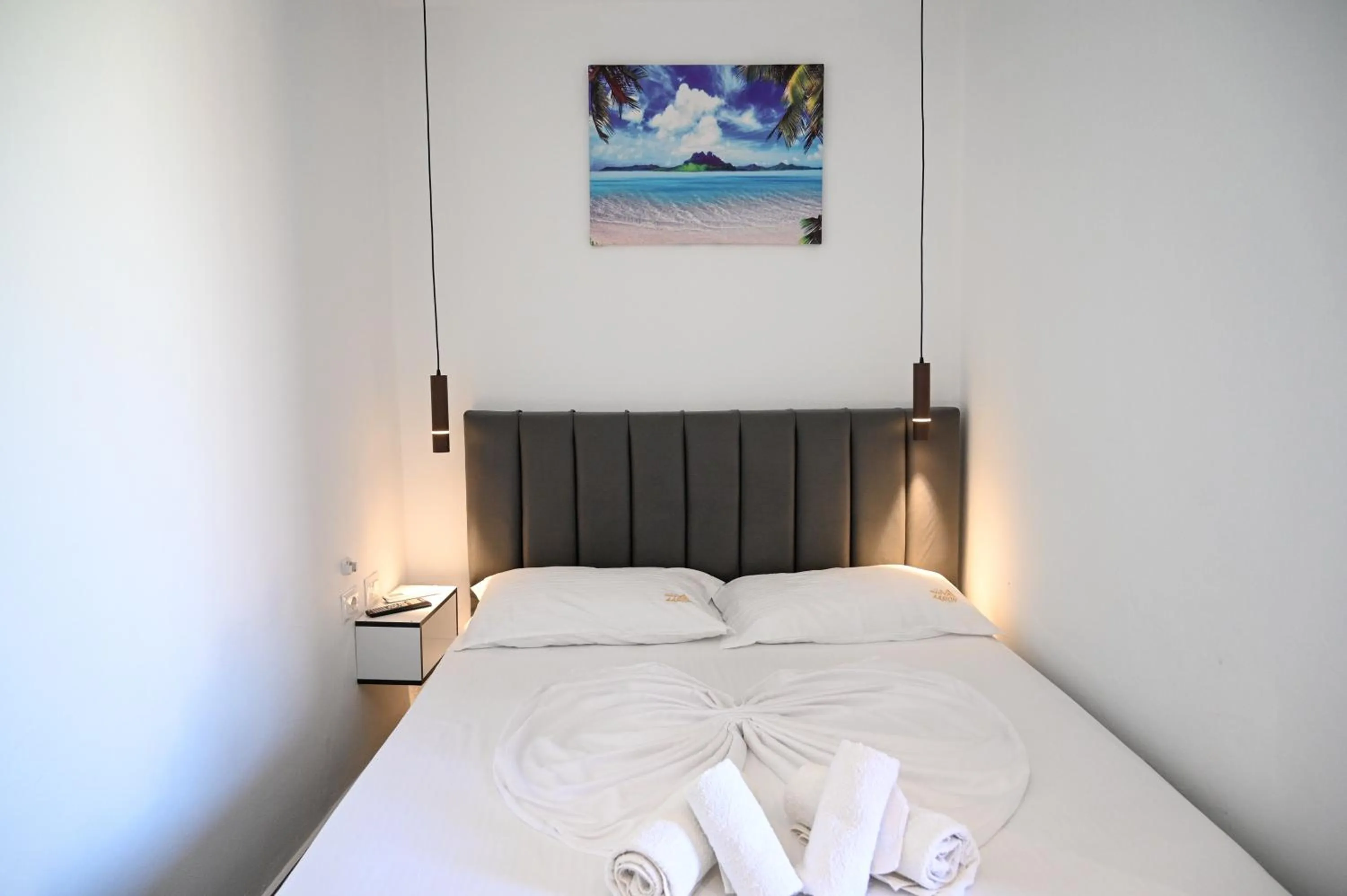 Bed in Hotel Vila AARON