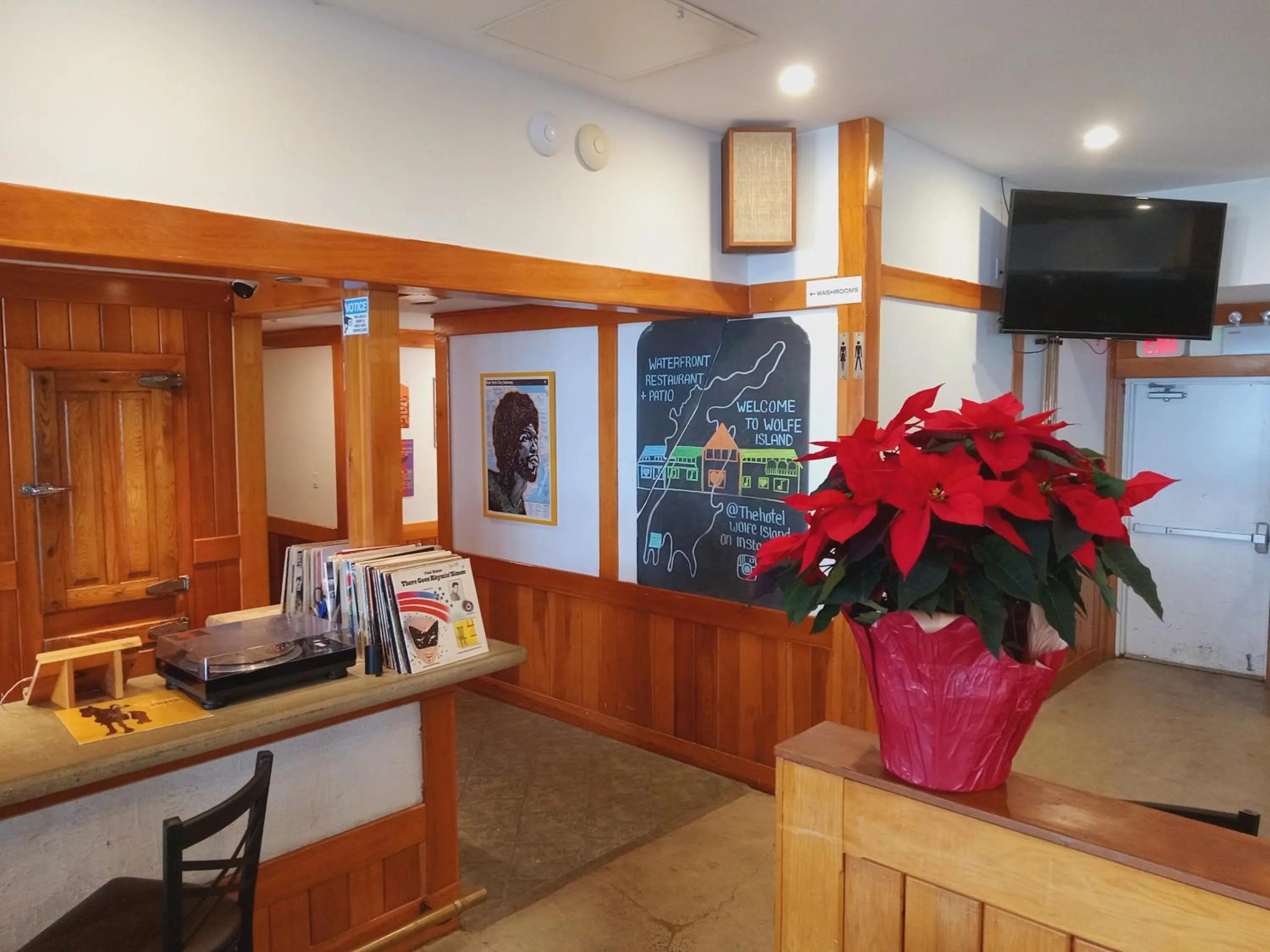 Property building in Hotel Wolfe Island