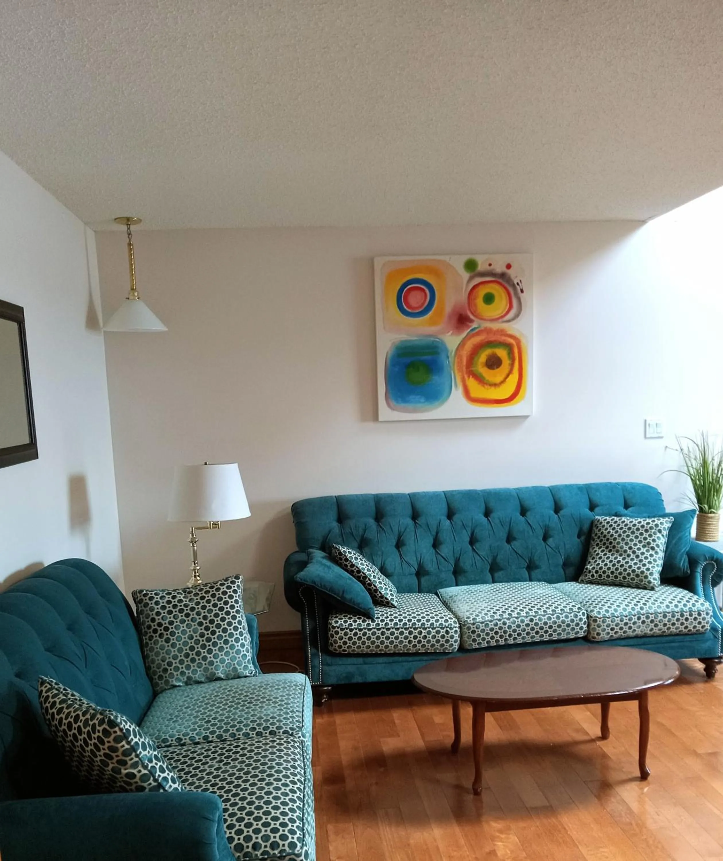 Living room in Hotel Wolfe Island