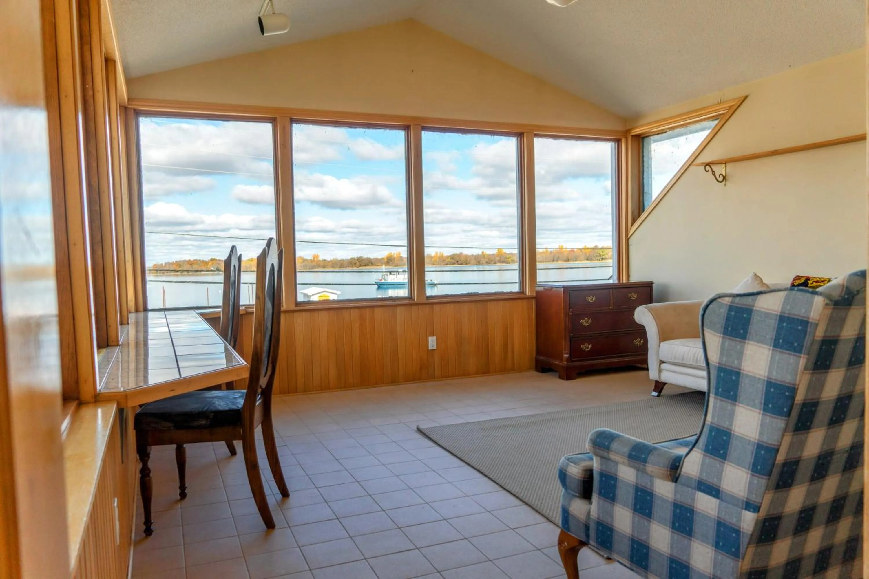 View (from property/room) in Hotel Wolfe Island