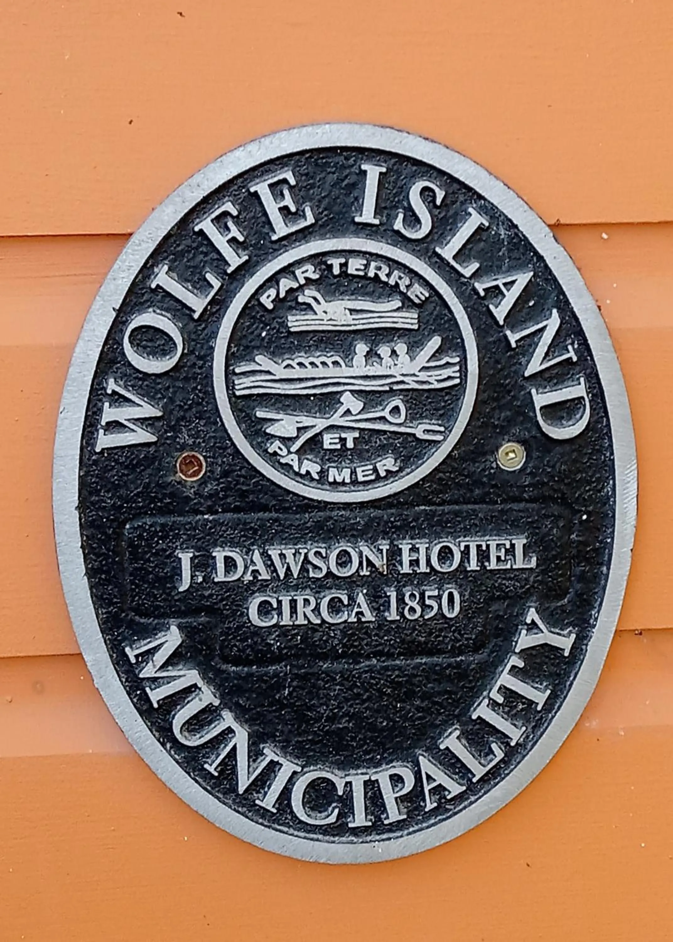 Property building in Hotel Wolfe Island