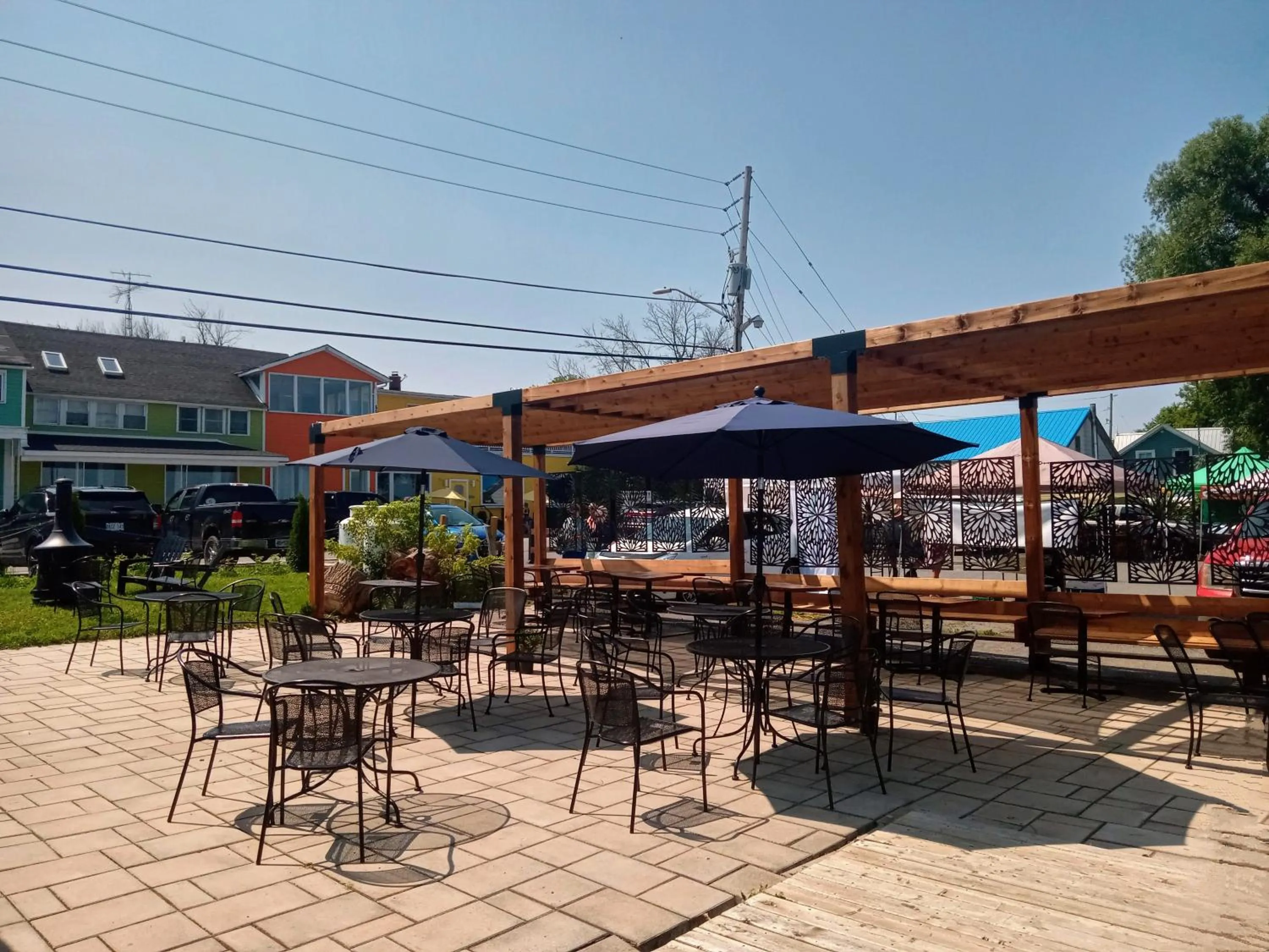 Property building in Hotel Wolfe Island