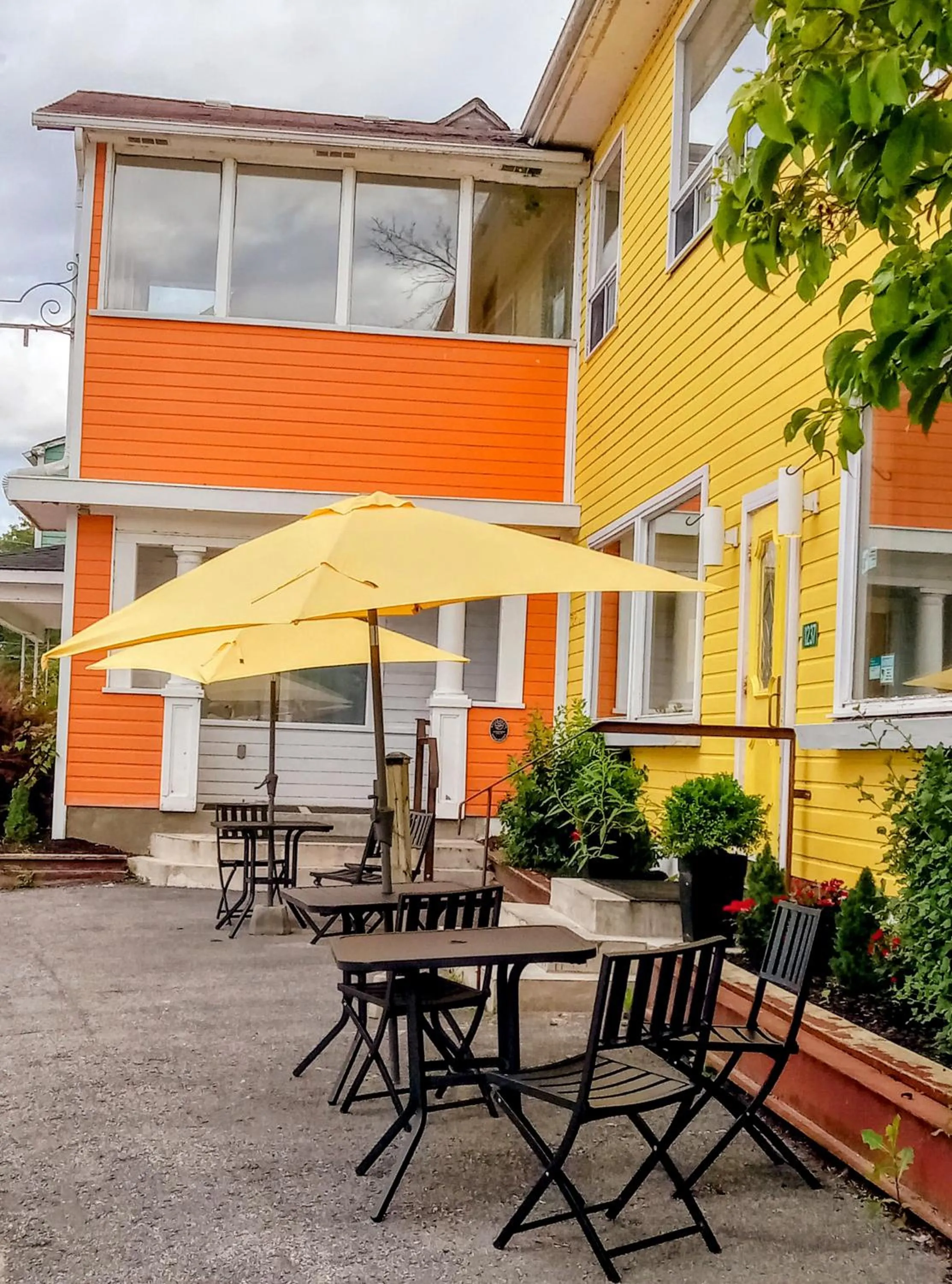 Property building in Hotel Wolfe Island