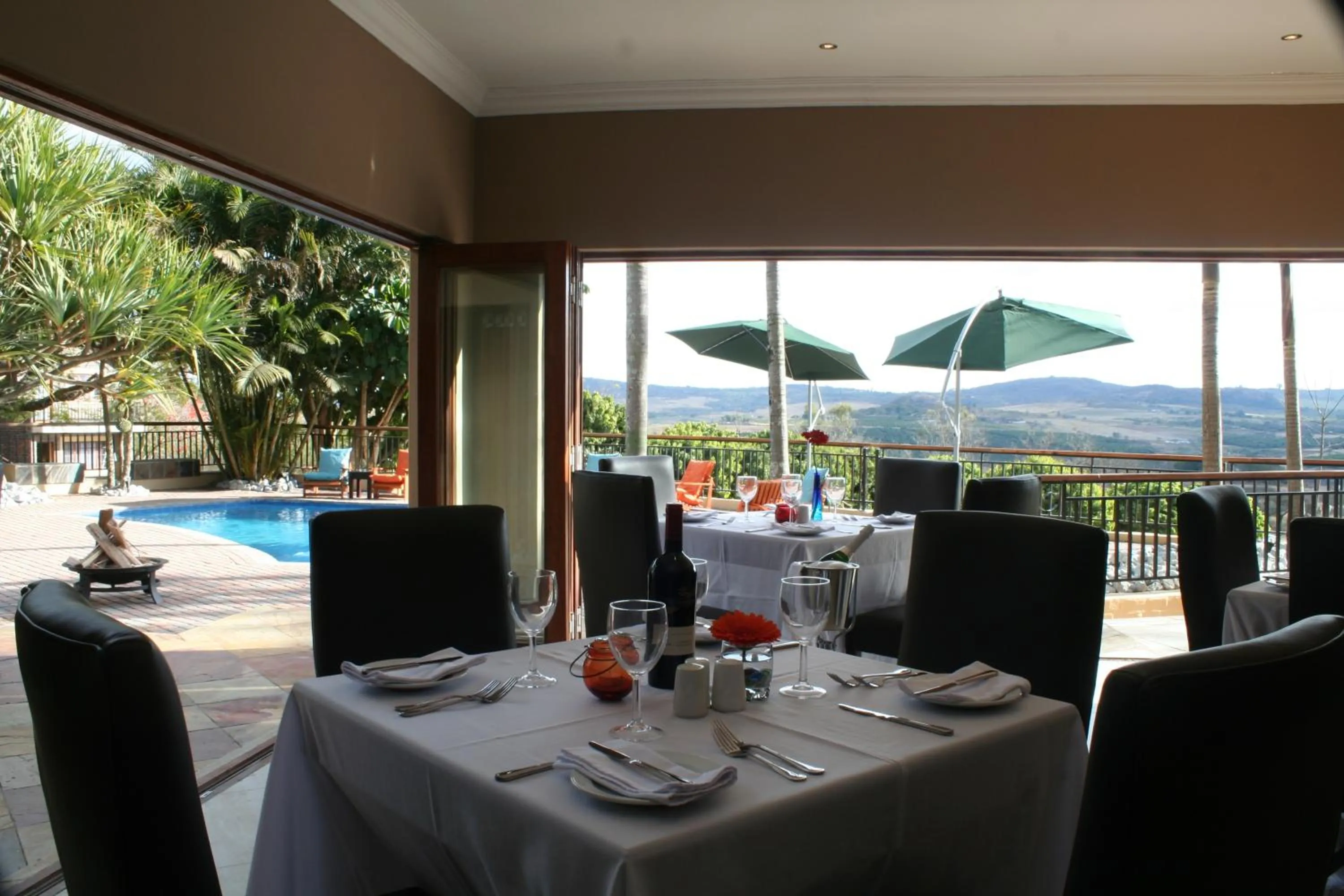 Restaurant/places to eat in Destiny Lodge