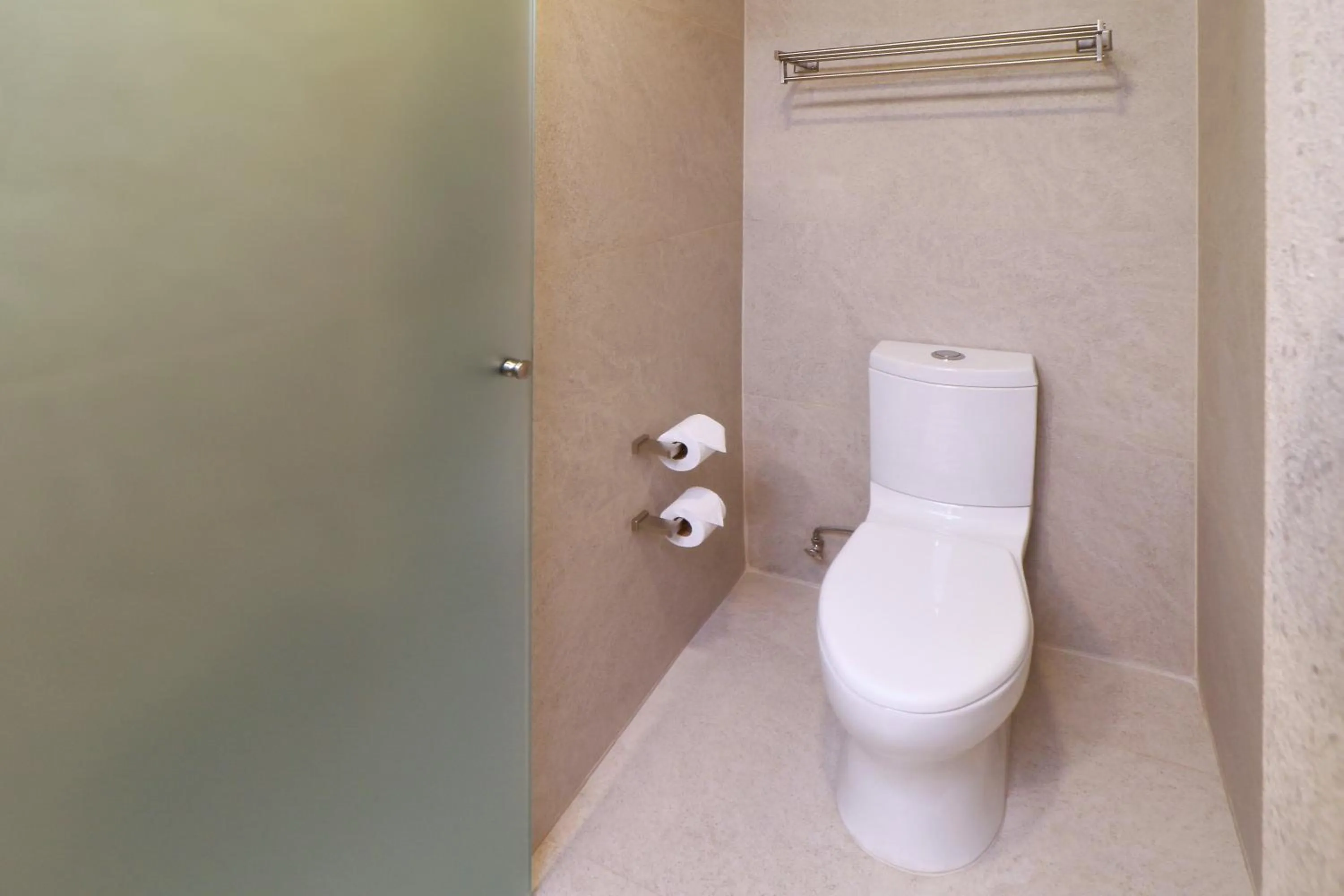 Holiday Inn & Suites - Mexico Felipe Angeles Airport by IHG