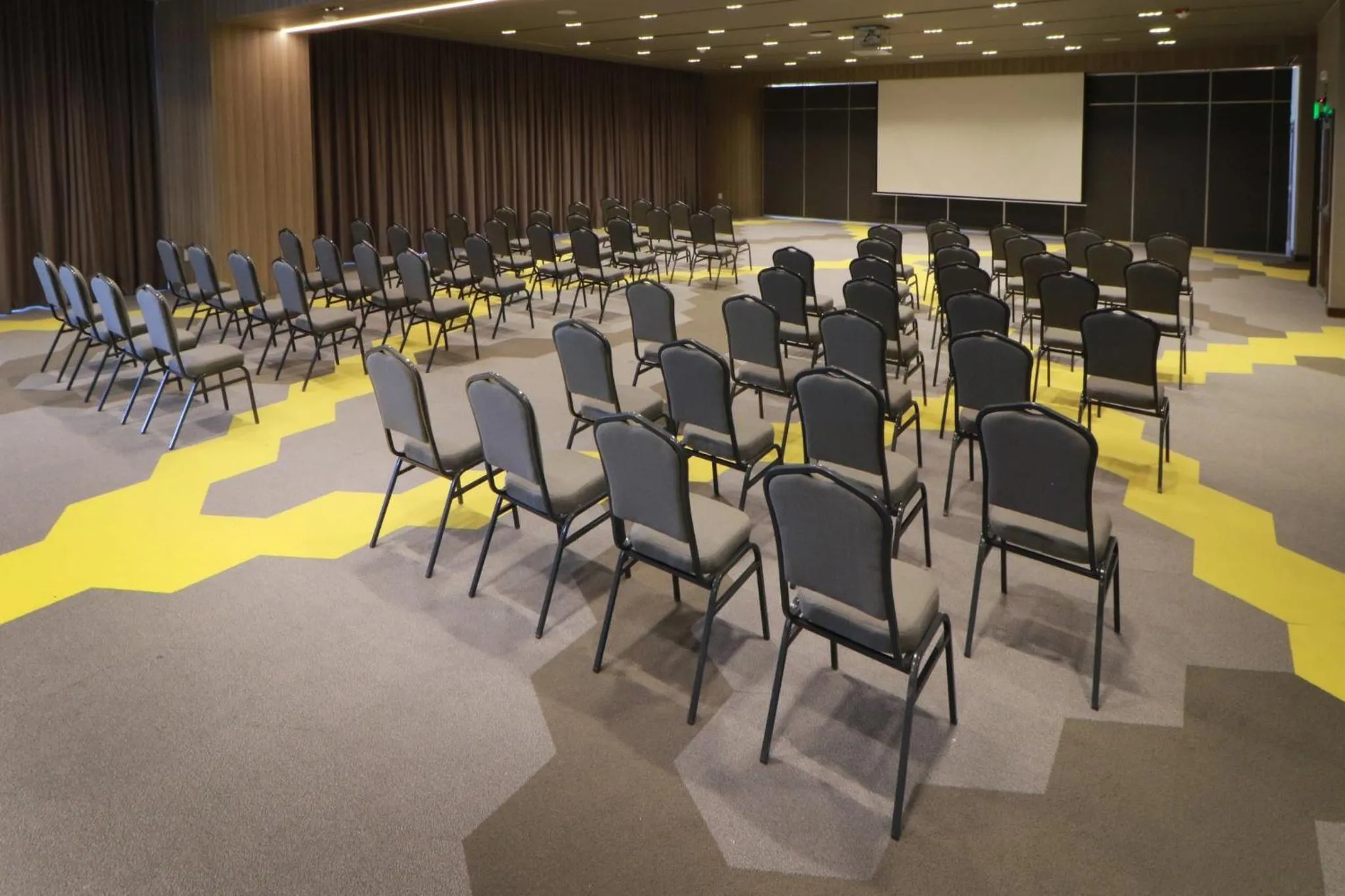 Meeting/conference room in Holiday Inn & Suites - Mexico Felipe Angeles Airport by IHG