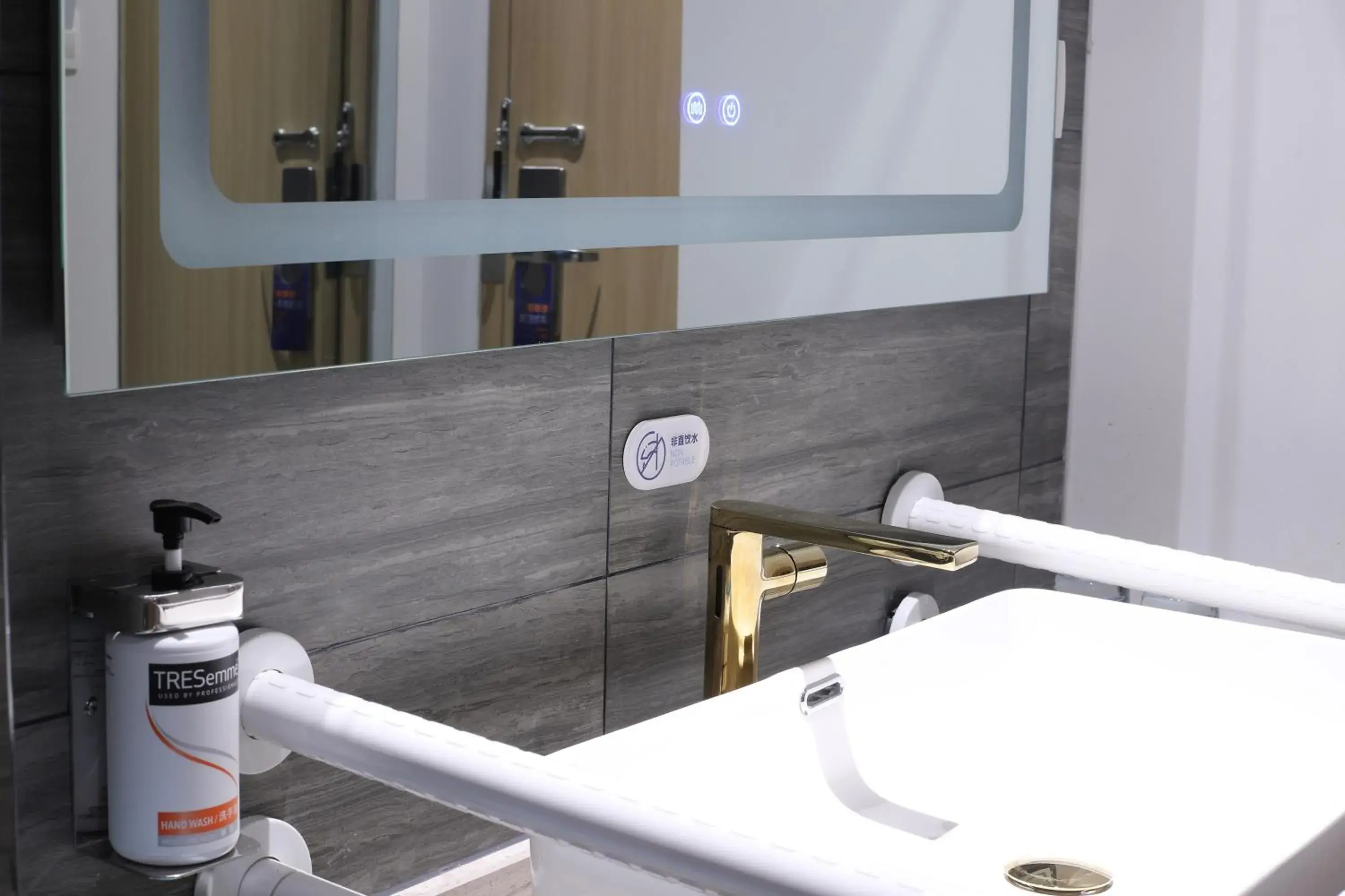 Holiday Inn Express Hengshui Railway Station by IHG Holiday Inn Express Hengshui Railway Station by IHG