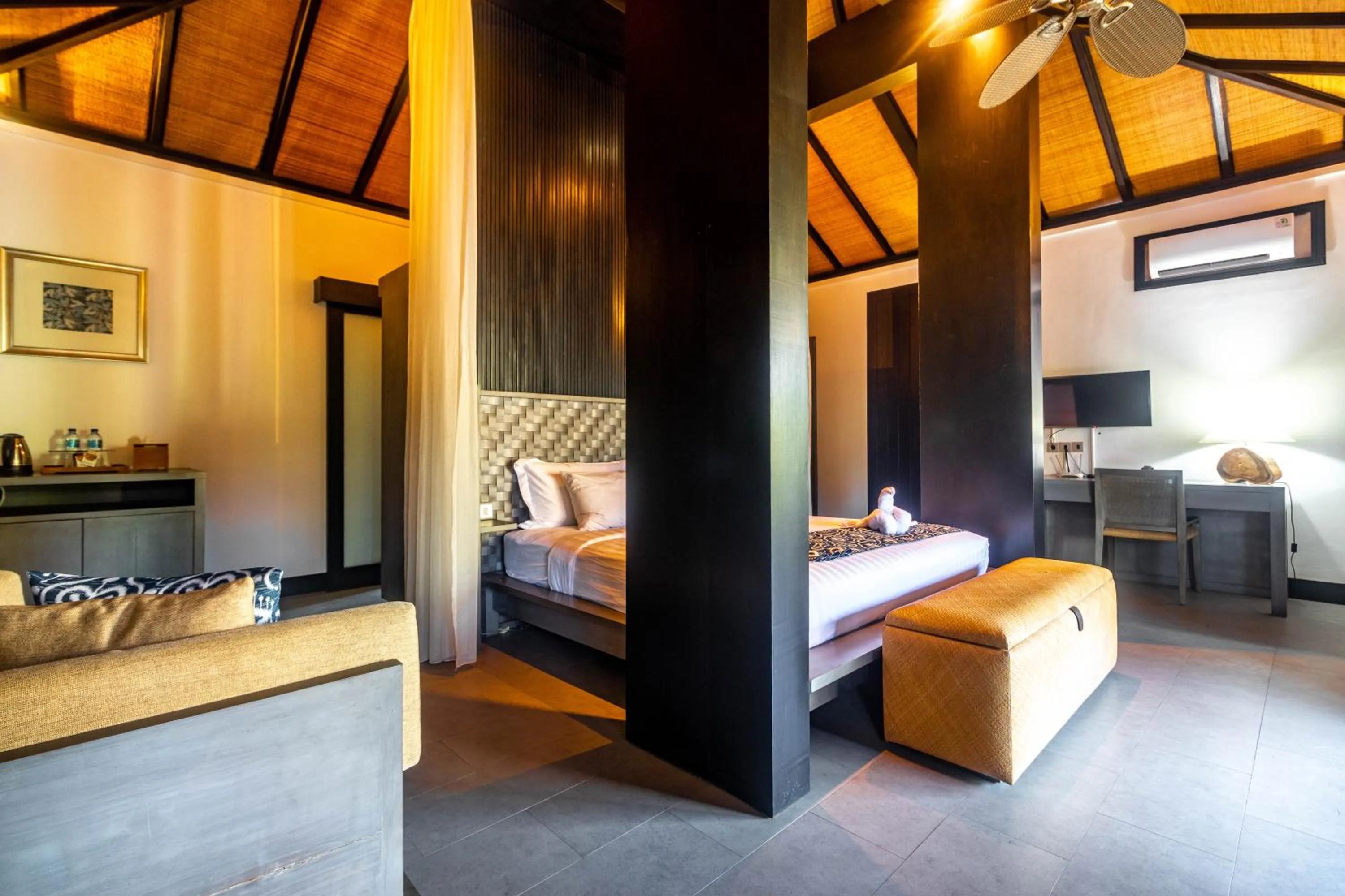 Bed in Surya Melasti Beach Villa