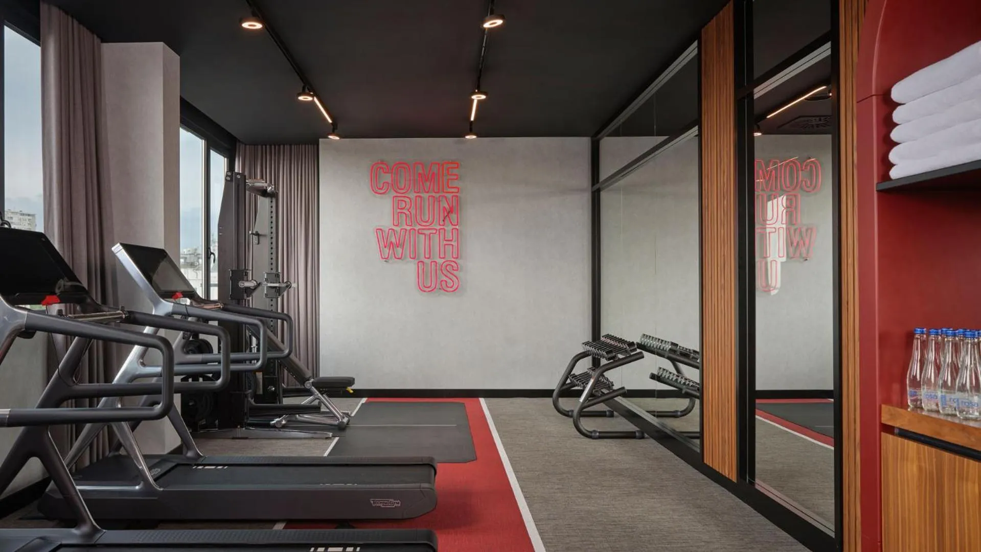 Fitness centre/facilities in Radisson RED Belgrade