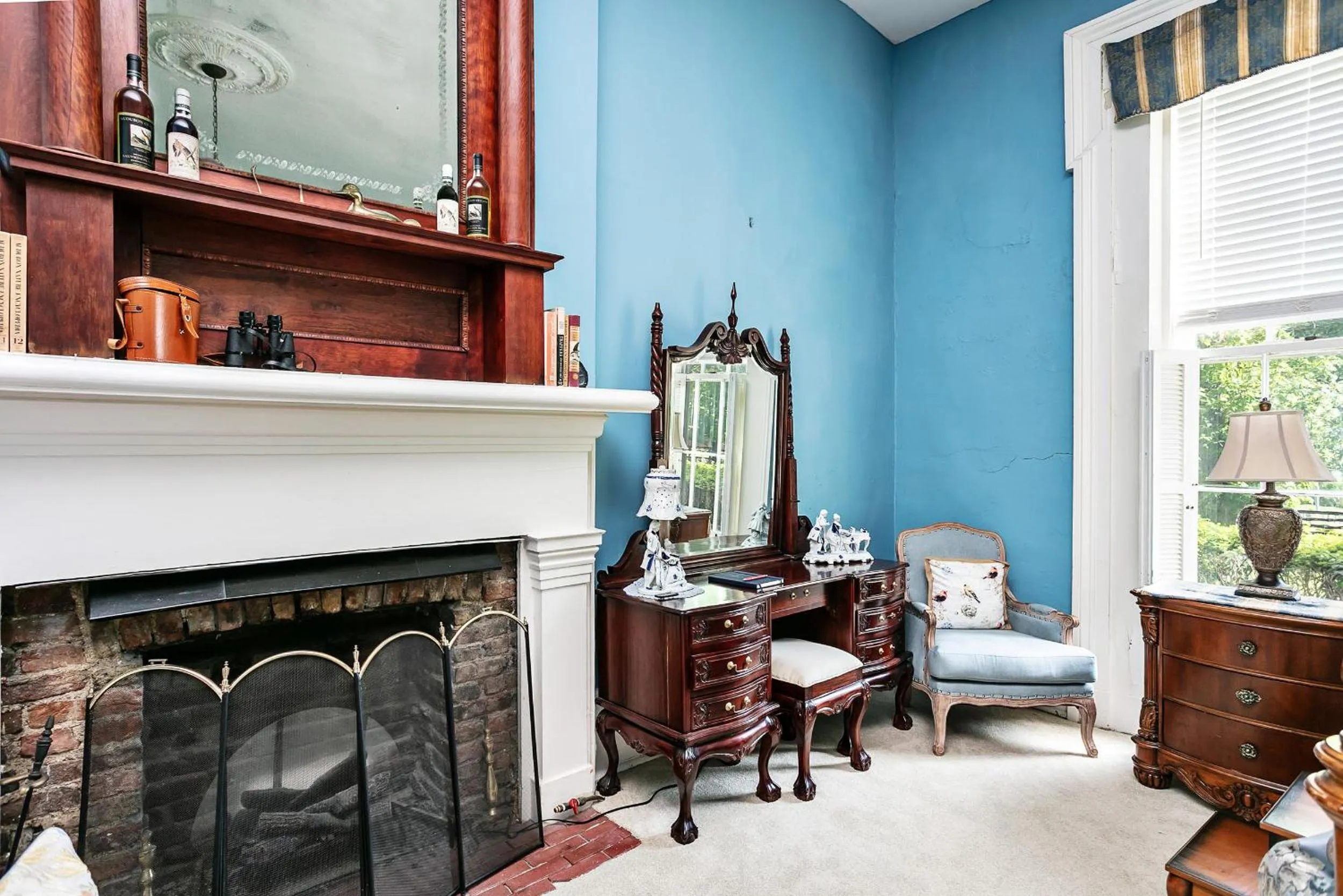 Maple Hill Manor Bed & Breakfast