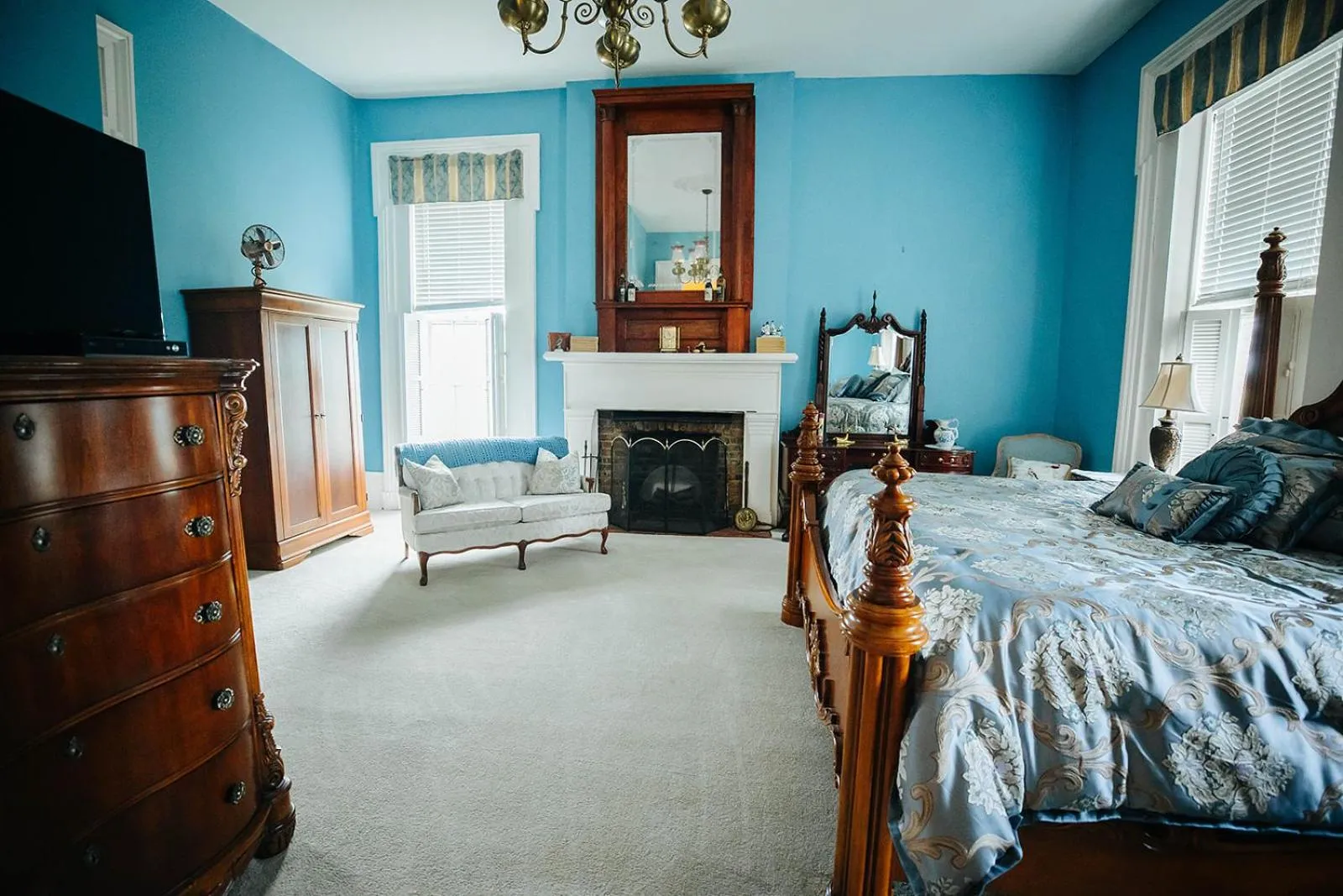 Bed in Maple Hill Manor Bed & Breakfast